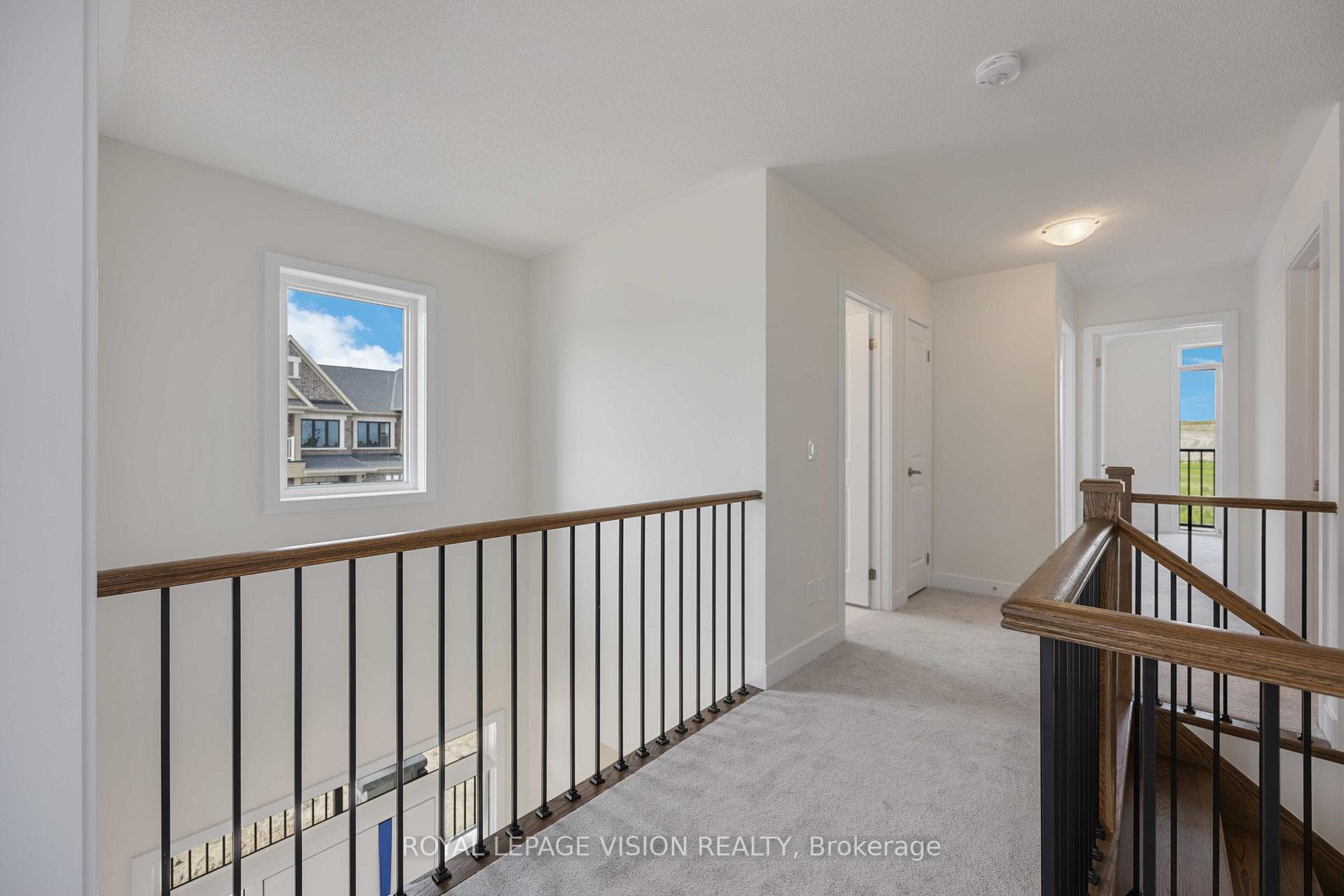 1090 Thompson Drive photo 21