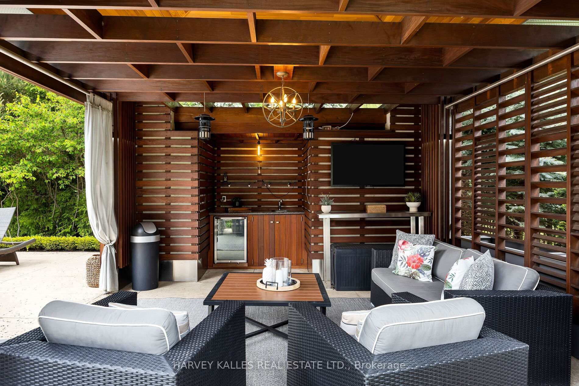 28 HAZELRIDGE Court photo 24