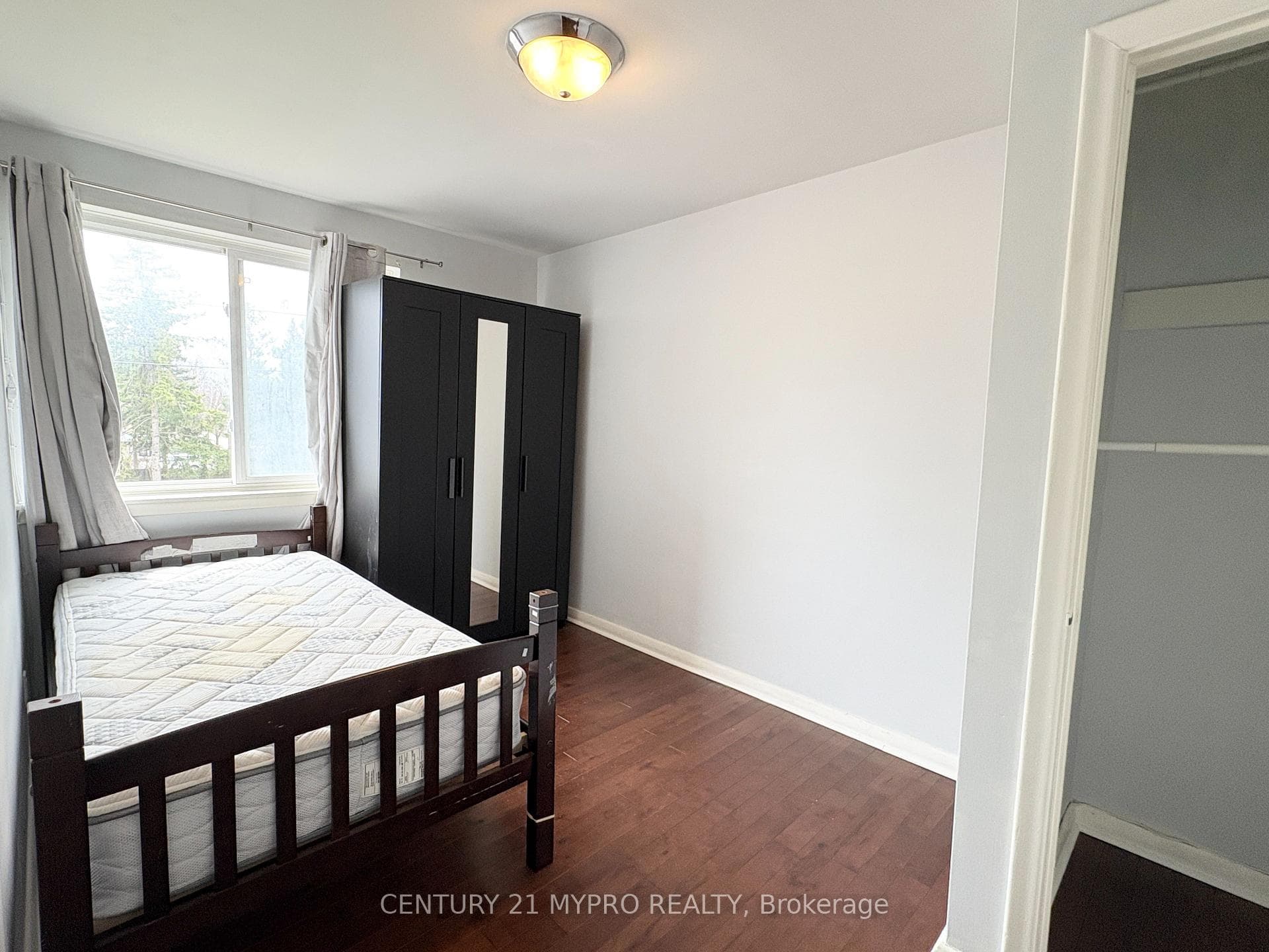 369 Taylor Mills Drive photo 7
