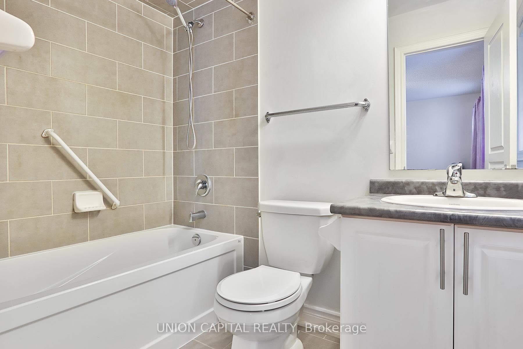 22 Greenforest Grove photo 39