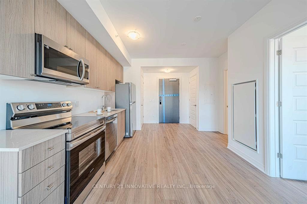 490 Gordon Krantz Avenue Unit 201 photo 9