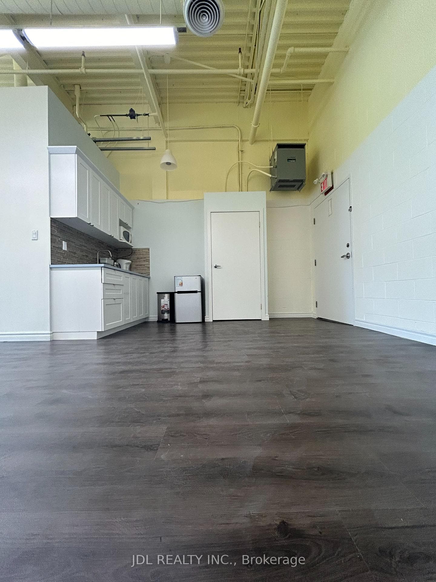290 Yorktech Dr. Drive Unit Unit 20 photo 5