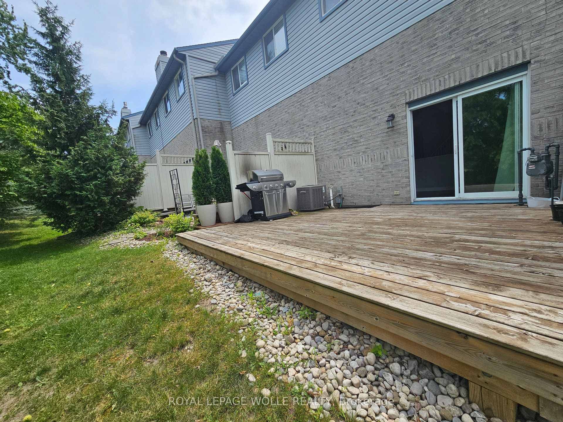 589 Beechwood Drive Unit 36 photo 15