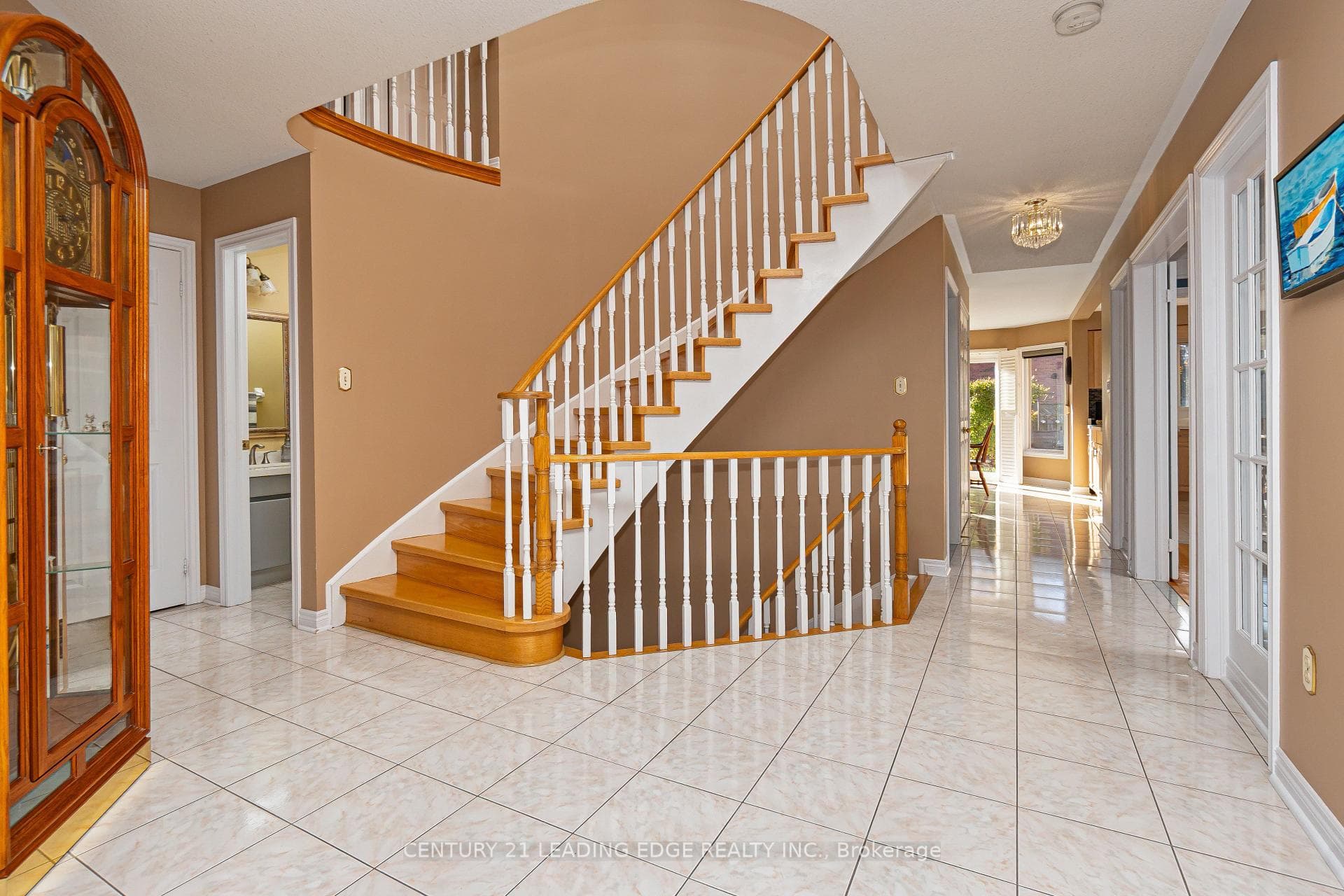 207 Larkin Avenue photo 3