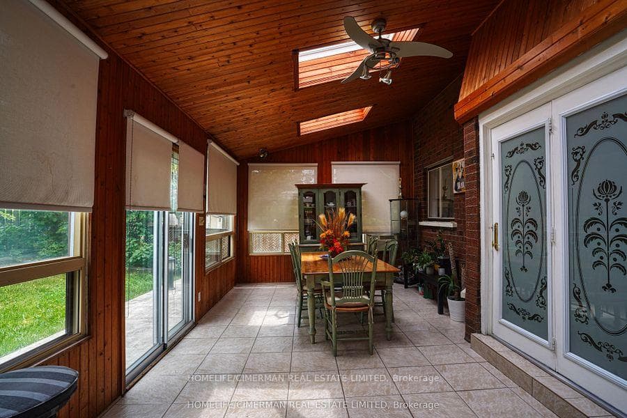 40 Queenston Crescent photo 18
