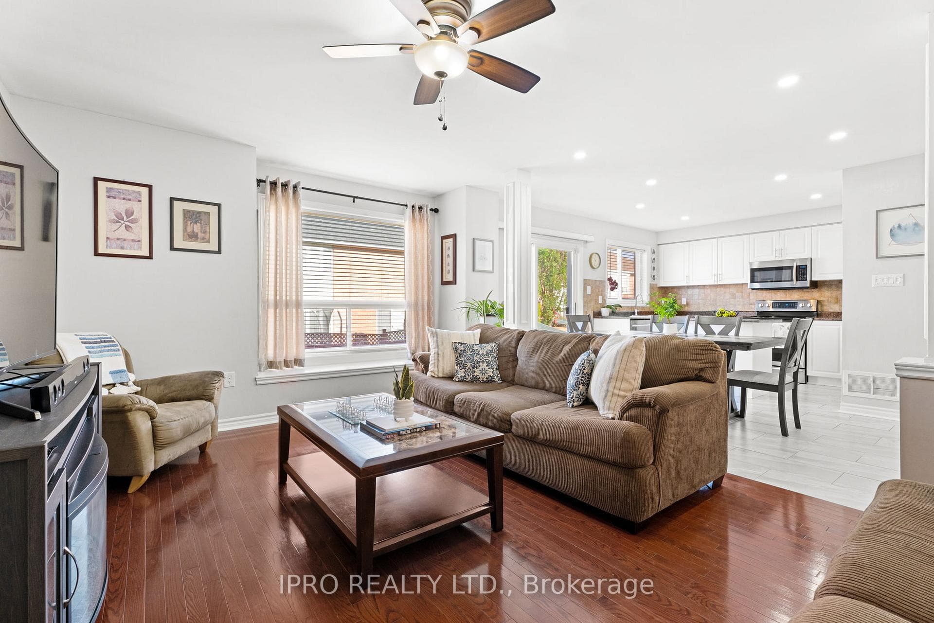 21 Brambirch Crescent photo 16