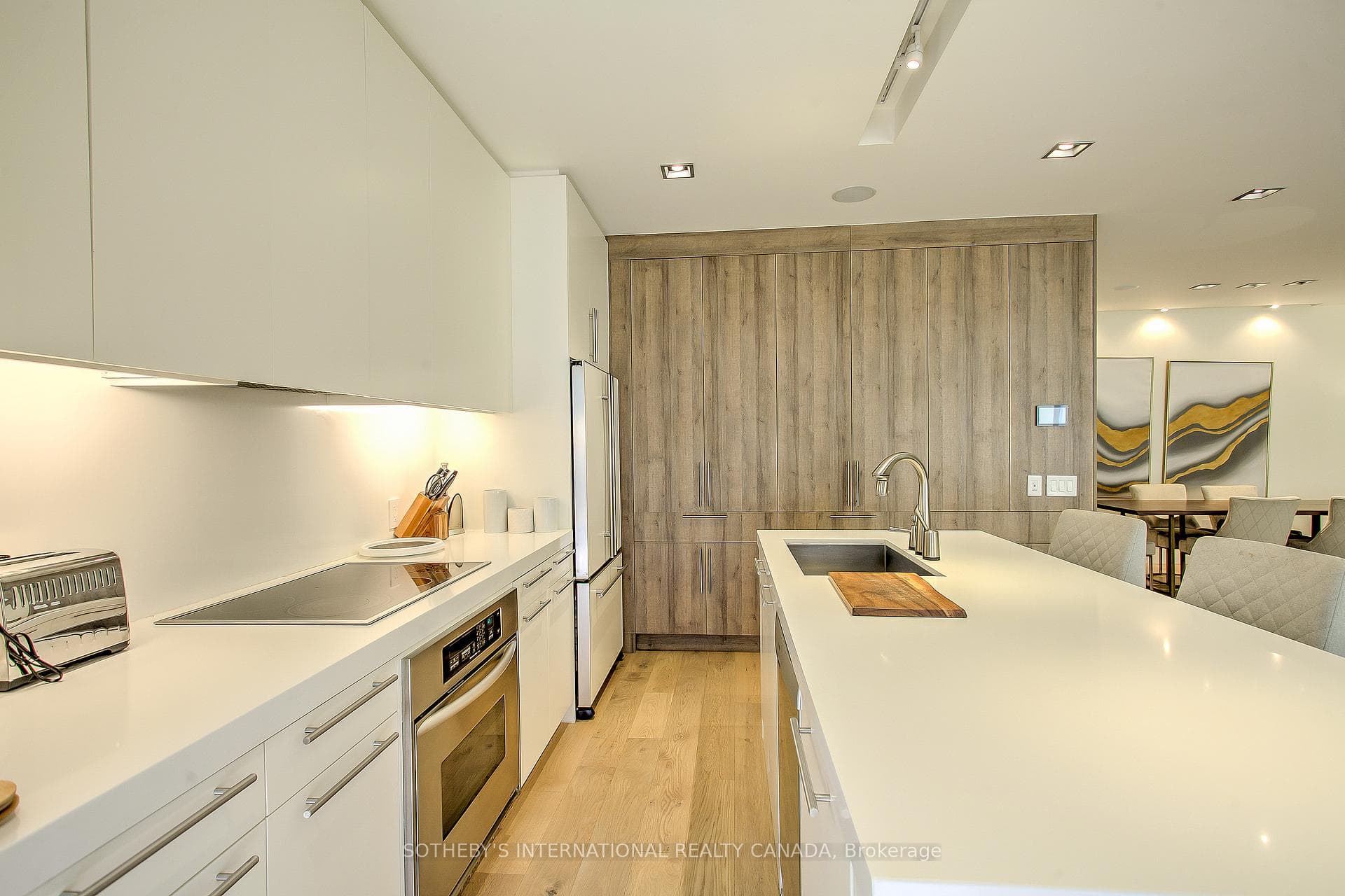 20 Blue Jays Way Unit 2101 photo 12