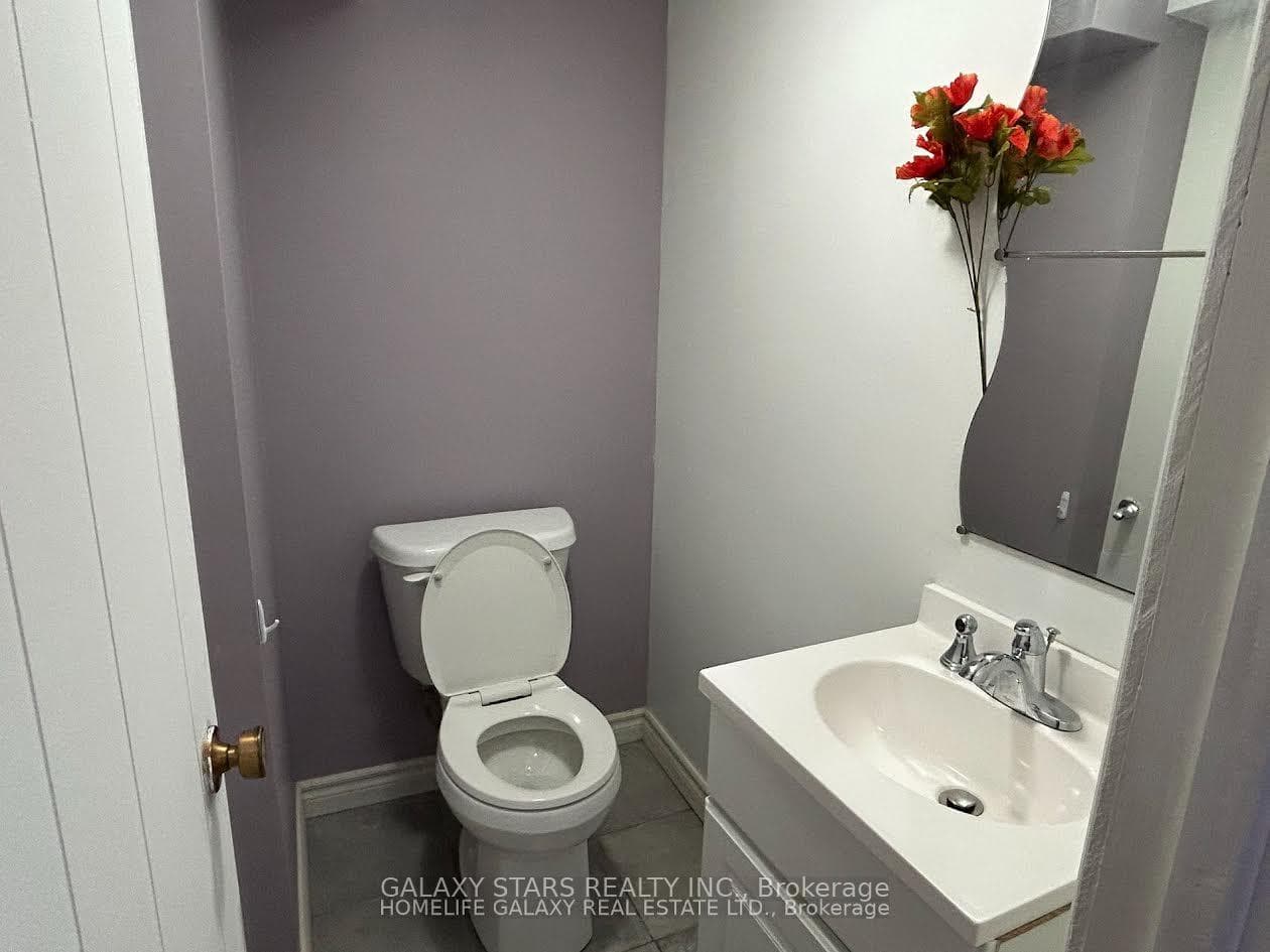 45 Martorino Drive Unit Bsmt photo 6