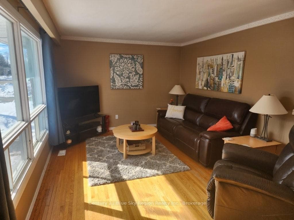62 Joseph Street photo 6