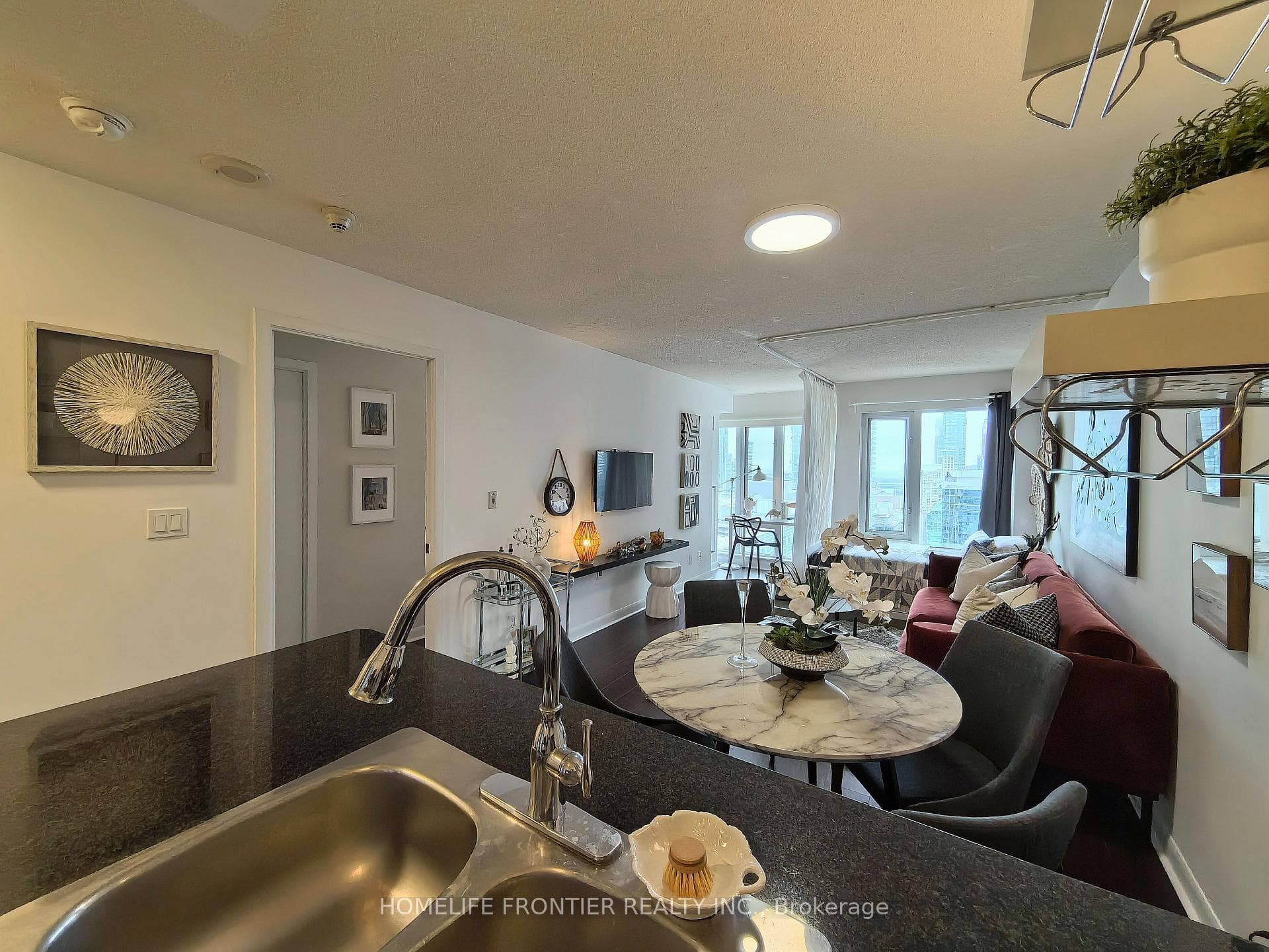210 Victoria Street Unit 3005 photo 10