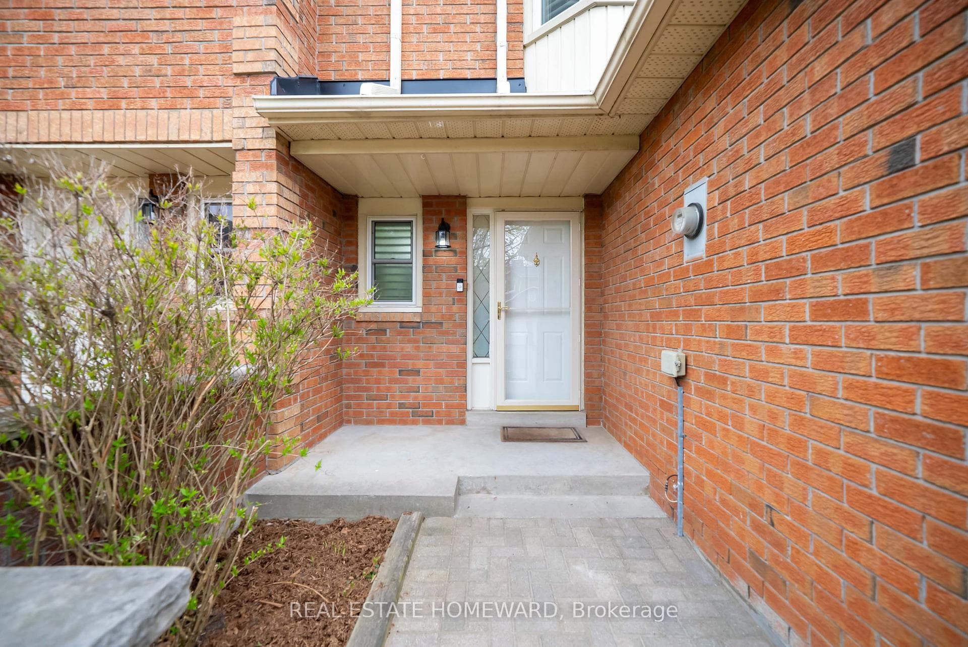 2314 Marine Drive Unit 2 photo 2