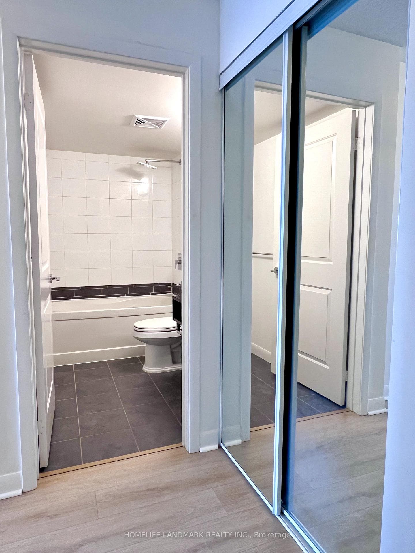 190 Borough Drive Unit 1106 photo 7