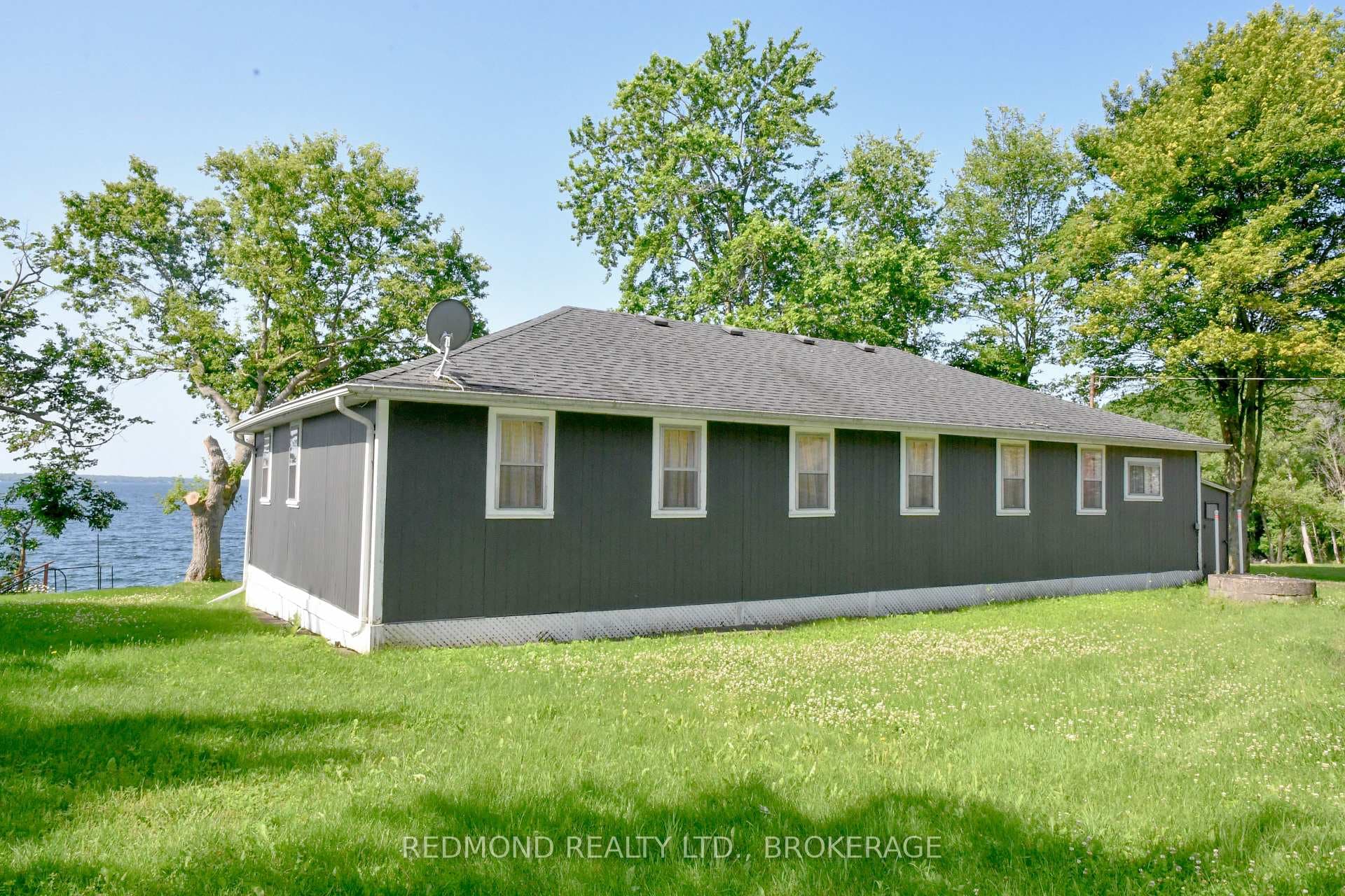 1686 Howe Island Drive photo 9