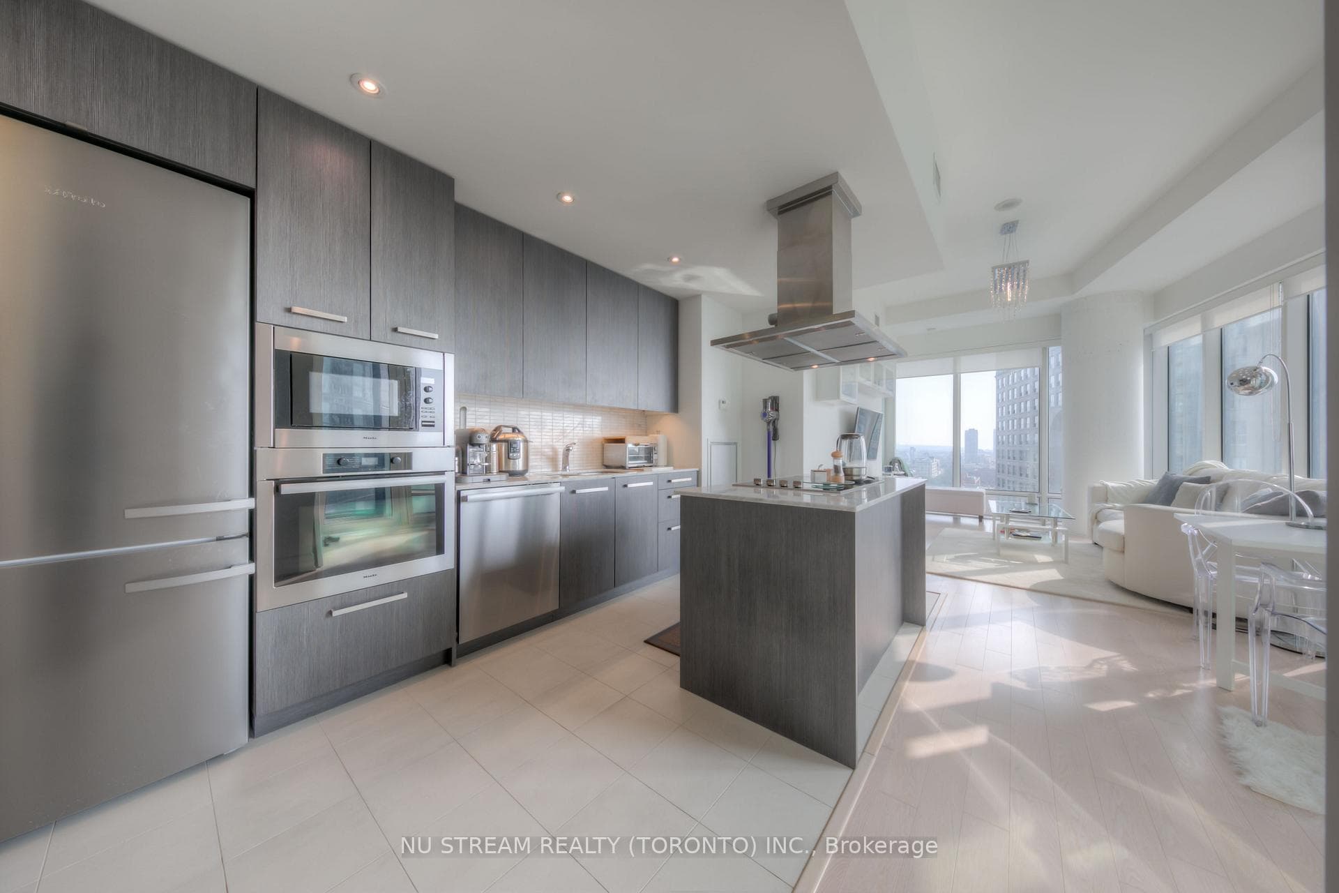 8 The Esplanade N/A Unit 2111 photo 6