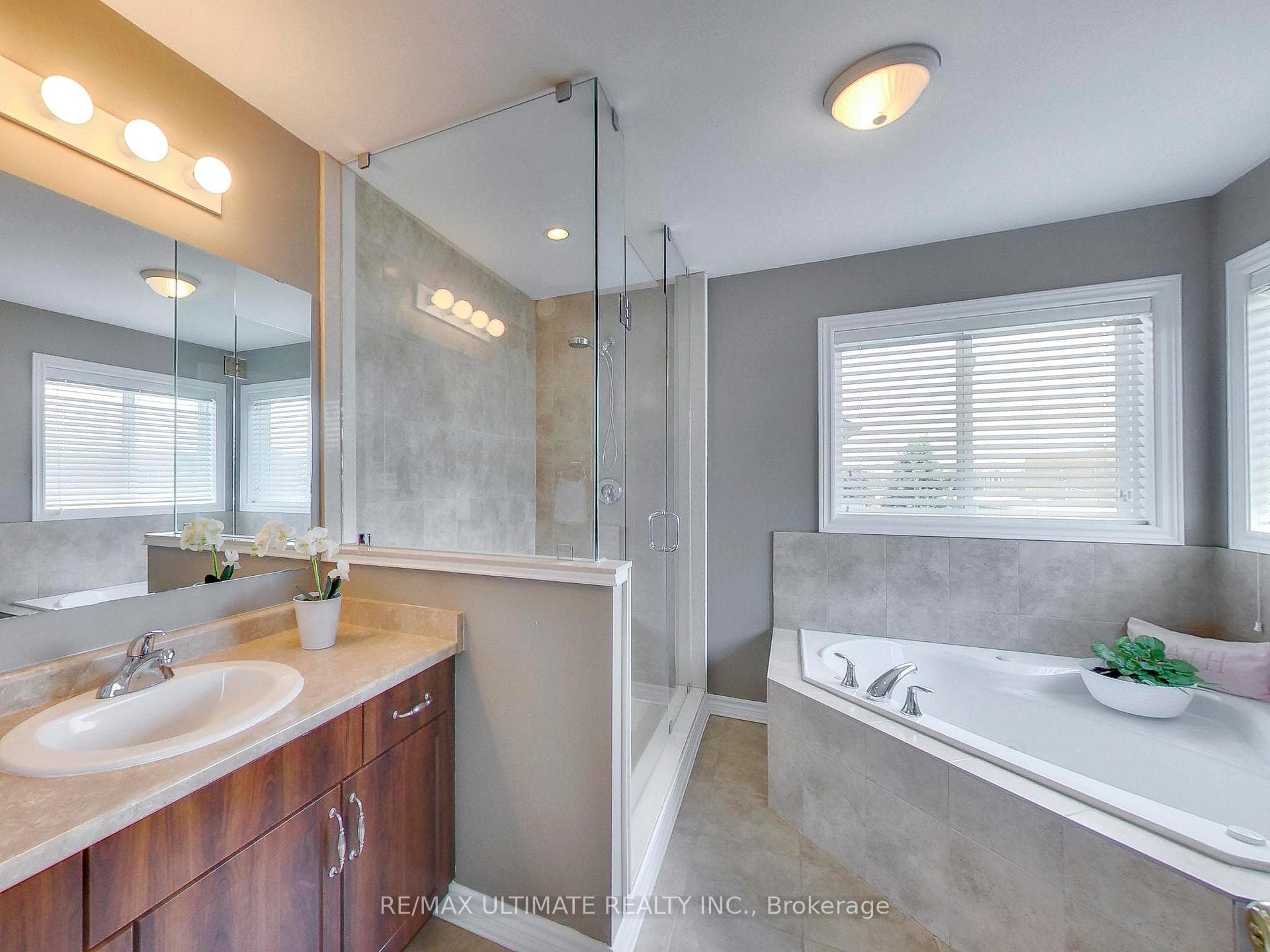152 Gray Avenue photo 20
