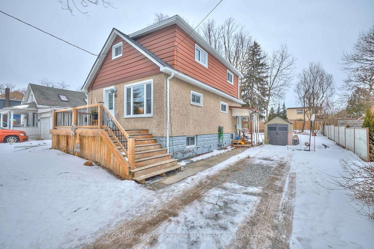 50 Dufferin Street photo 1