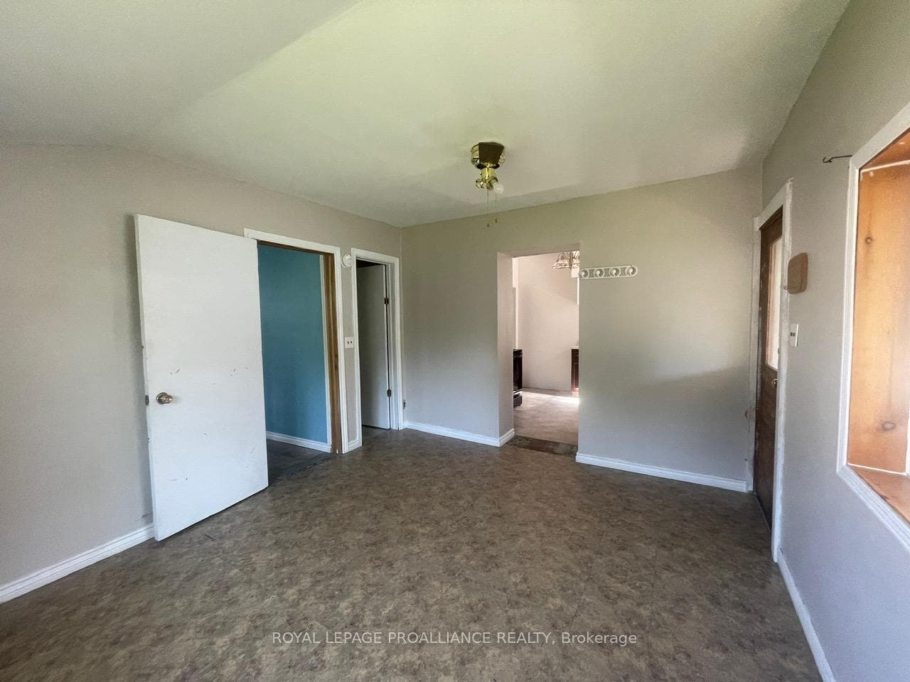 7 Alexander Street photo 13
