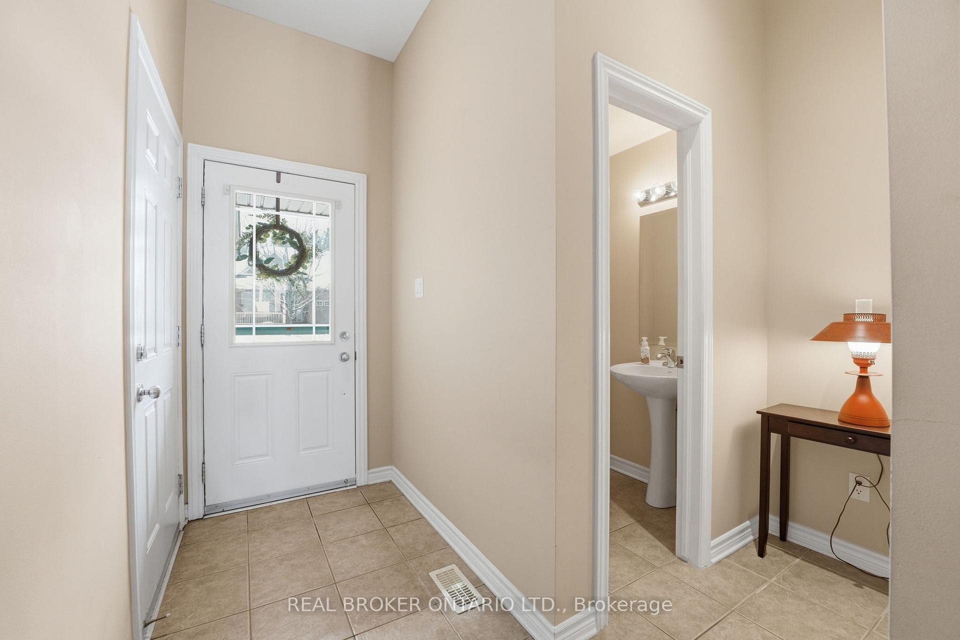 397 Statewood Drive photo 2