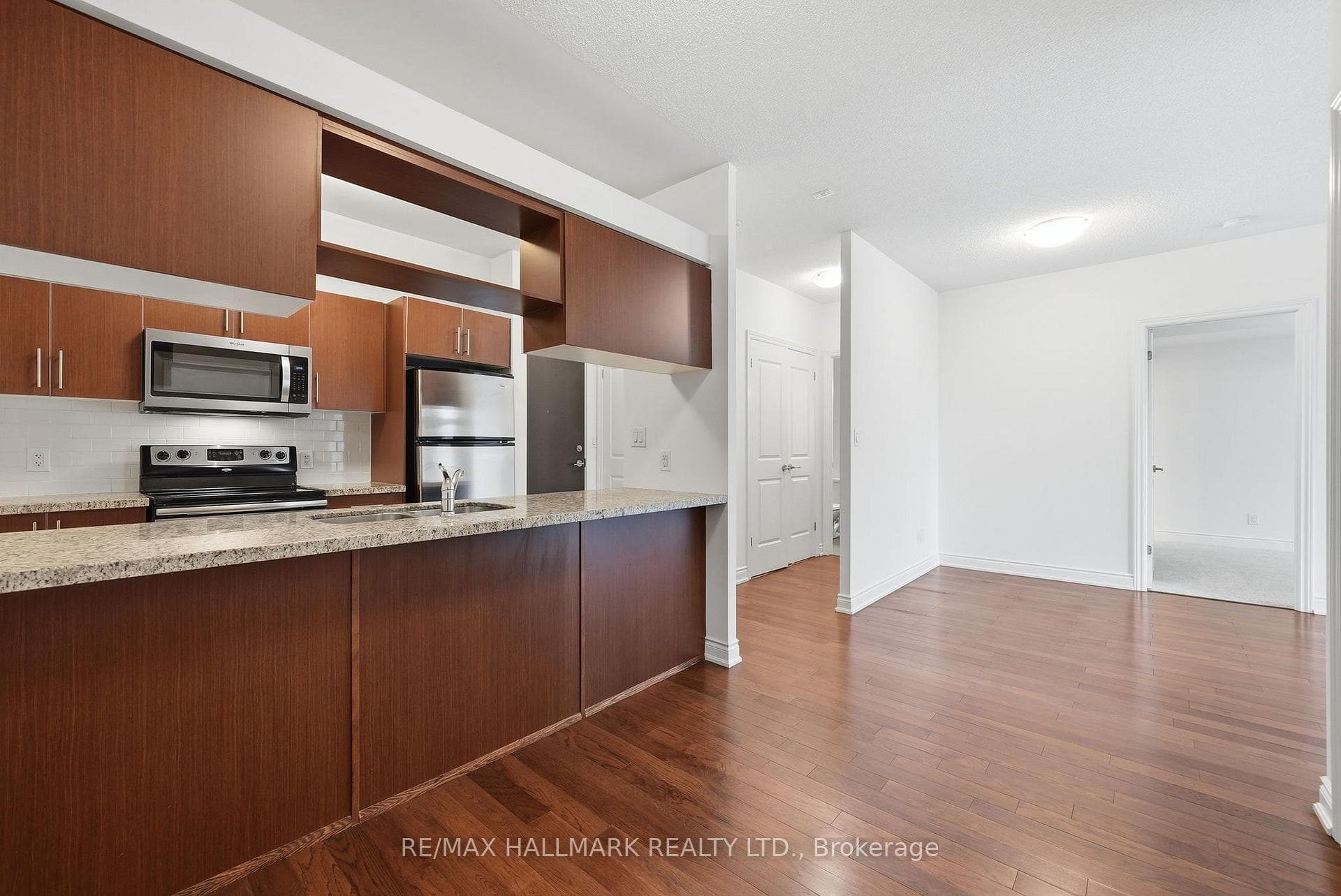 281 Woodbridge Avenue Unit 409 photo 2