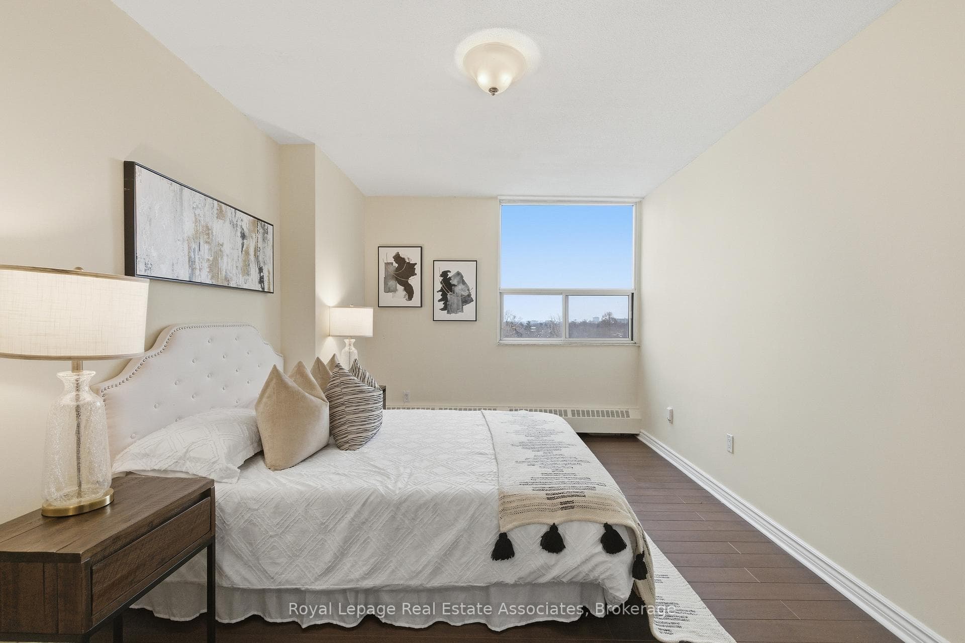 551 The West Mall N/A Unit 706 photo 20