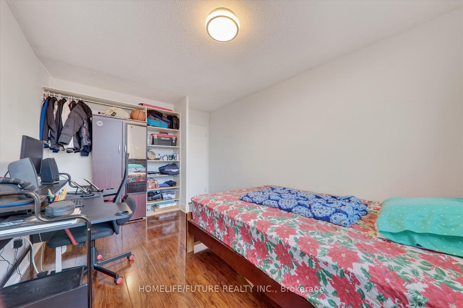 180 Markham Road Unit 705 photo 21