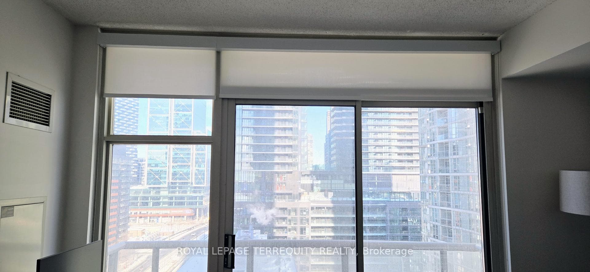 35 Mariner Terrace Unit 1805 photo 12