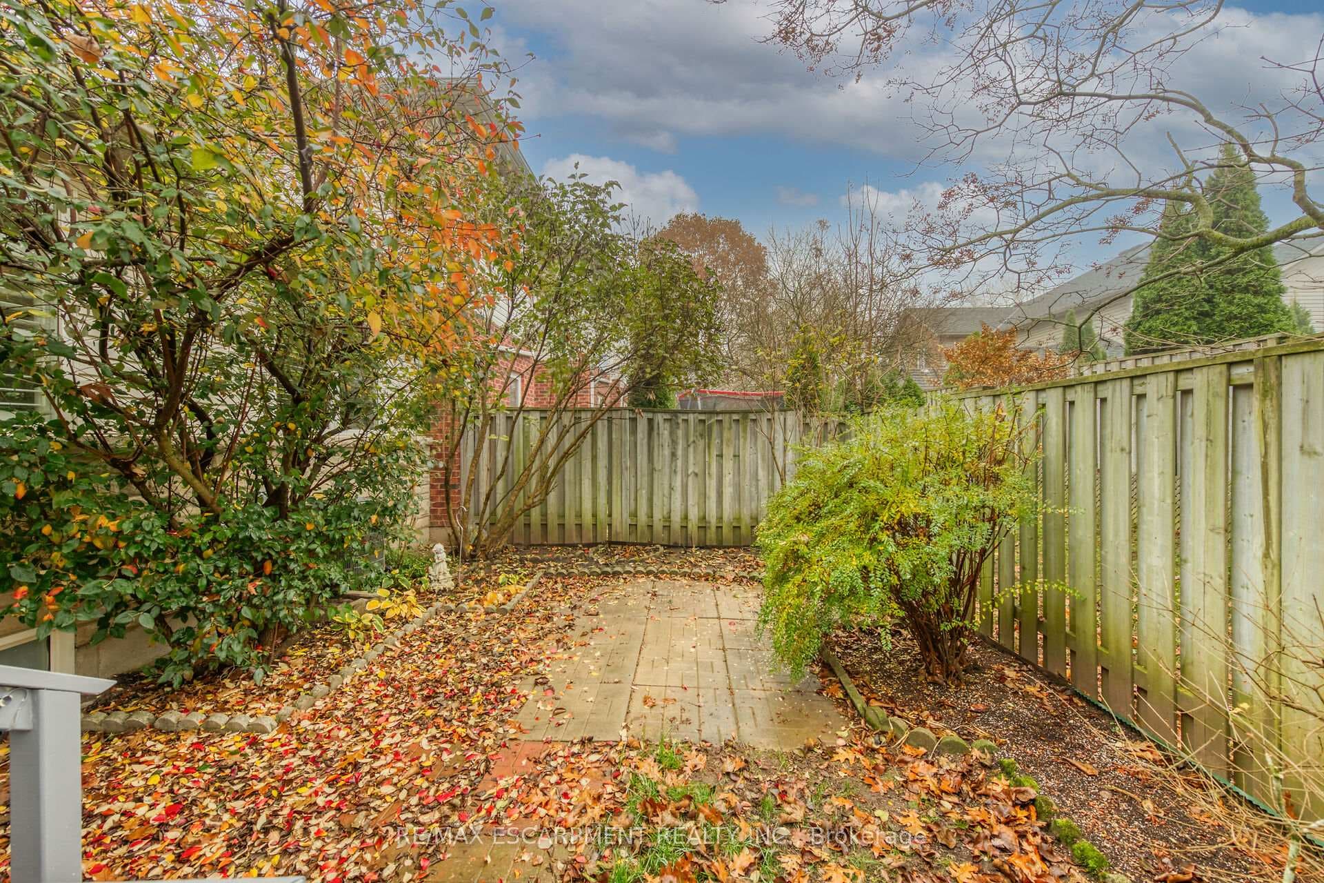 81 Valridge Drive Unit 8 photo 11
