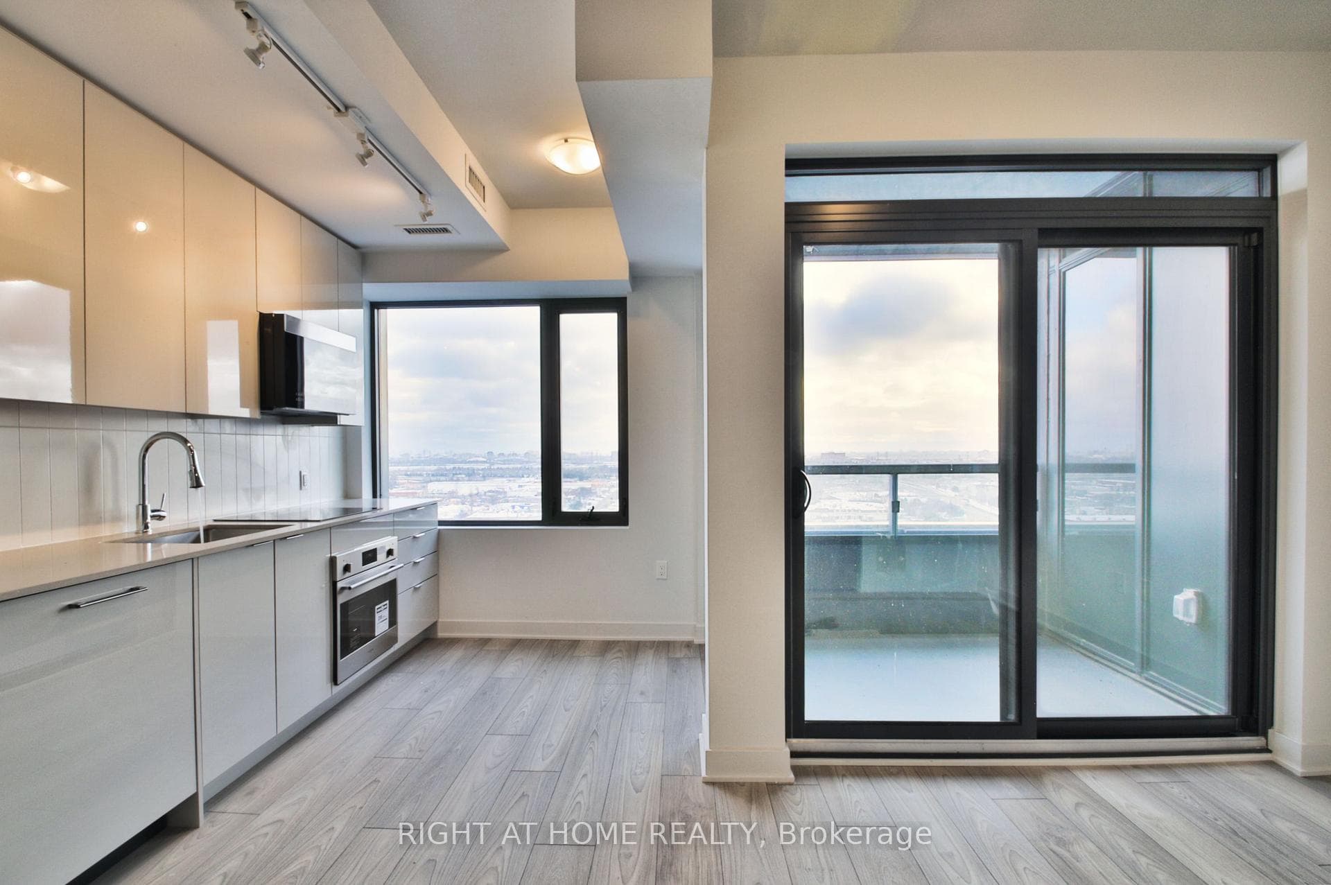 Kitchen and balcony