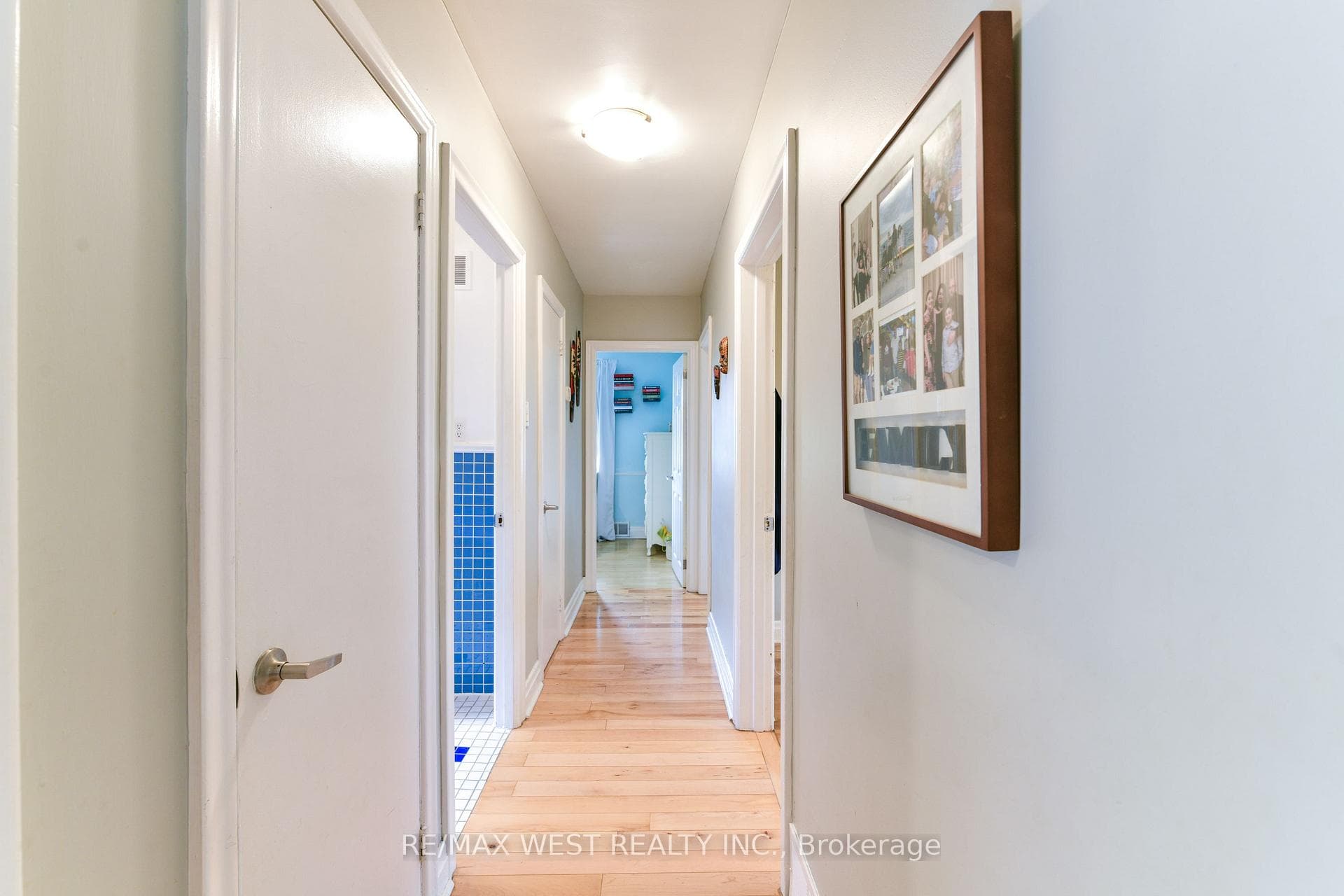 538 Queens Drive photo 4