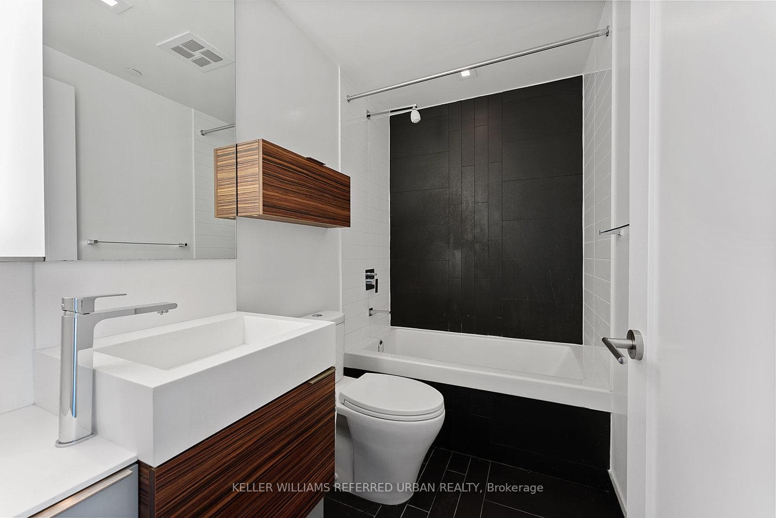 88 Scott Street Unit 3303 photo 15