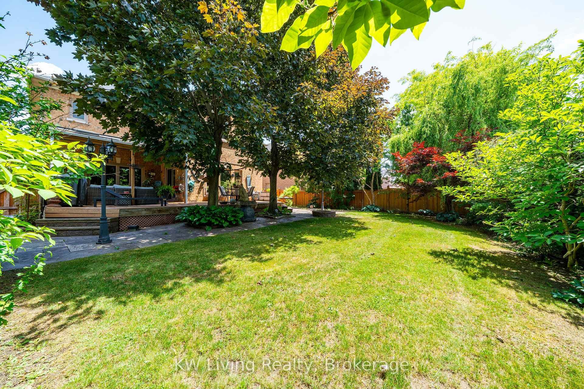 76 Silver Rose Crescent photo 49