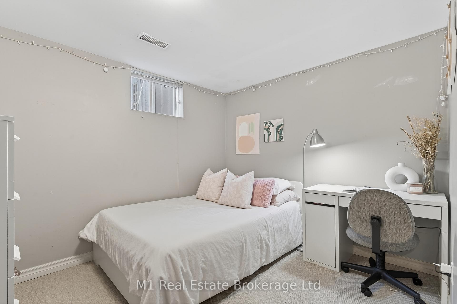 91 Rhonda Road photo 18