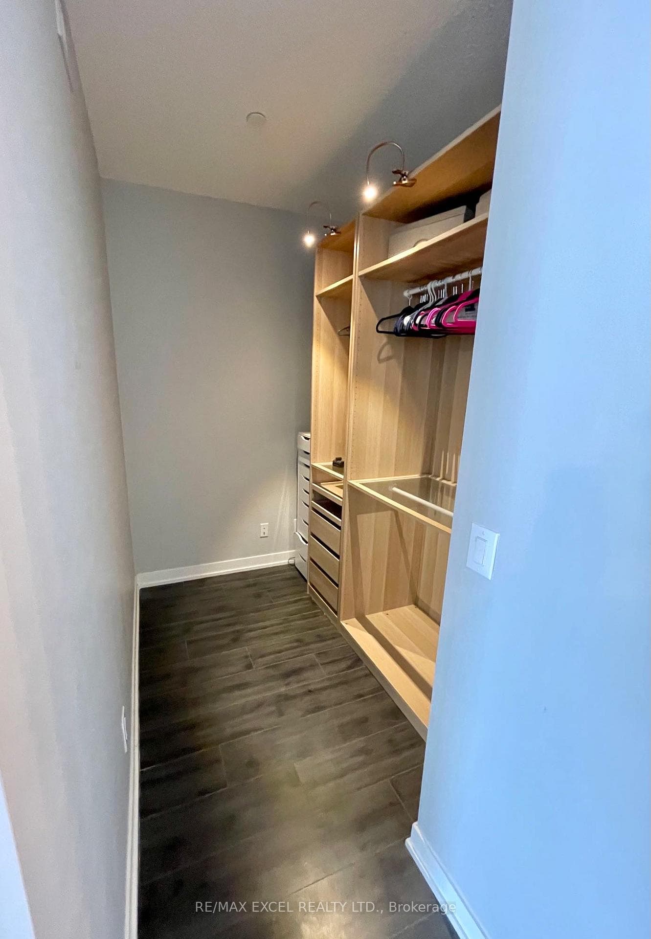 18 Rean Drive Unit 604 photo 6