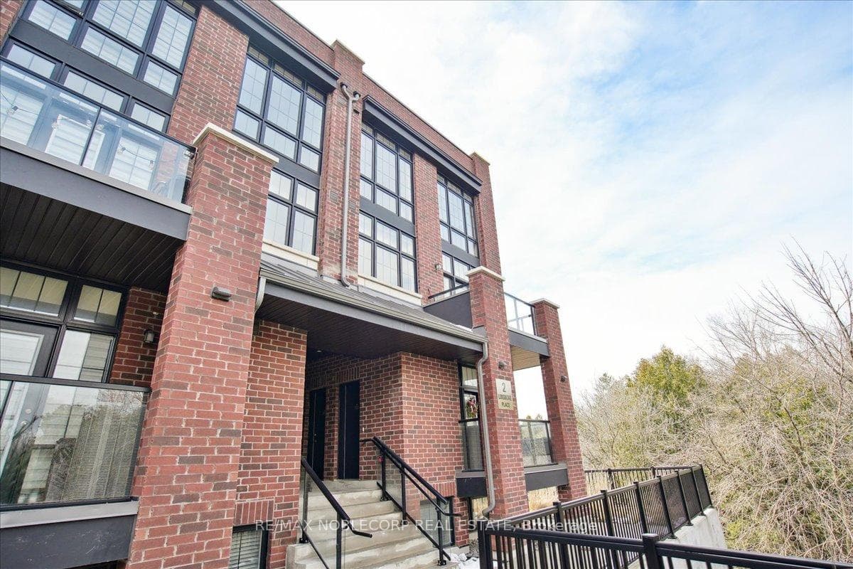 2 Linsmore Place Unit 300 photo 3
