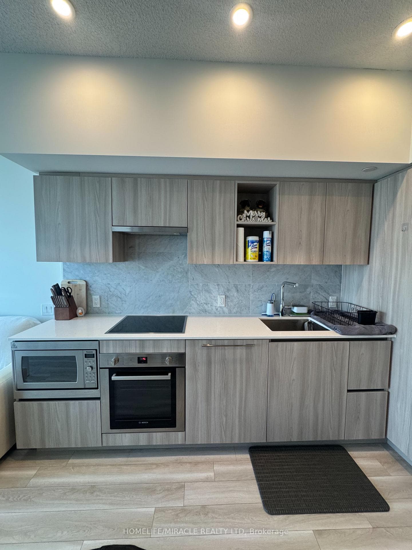19 Bathurst Street Unit 3909 photo 10