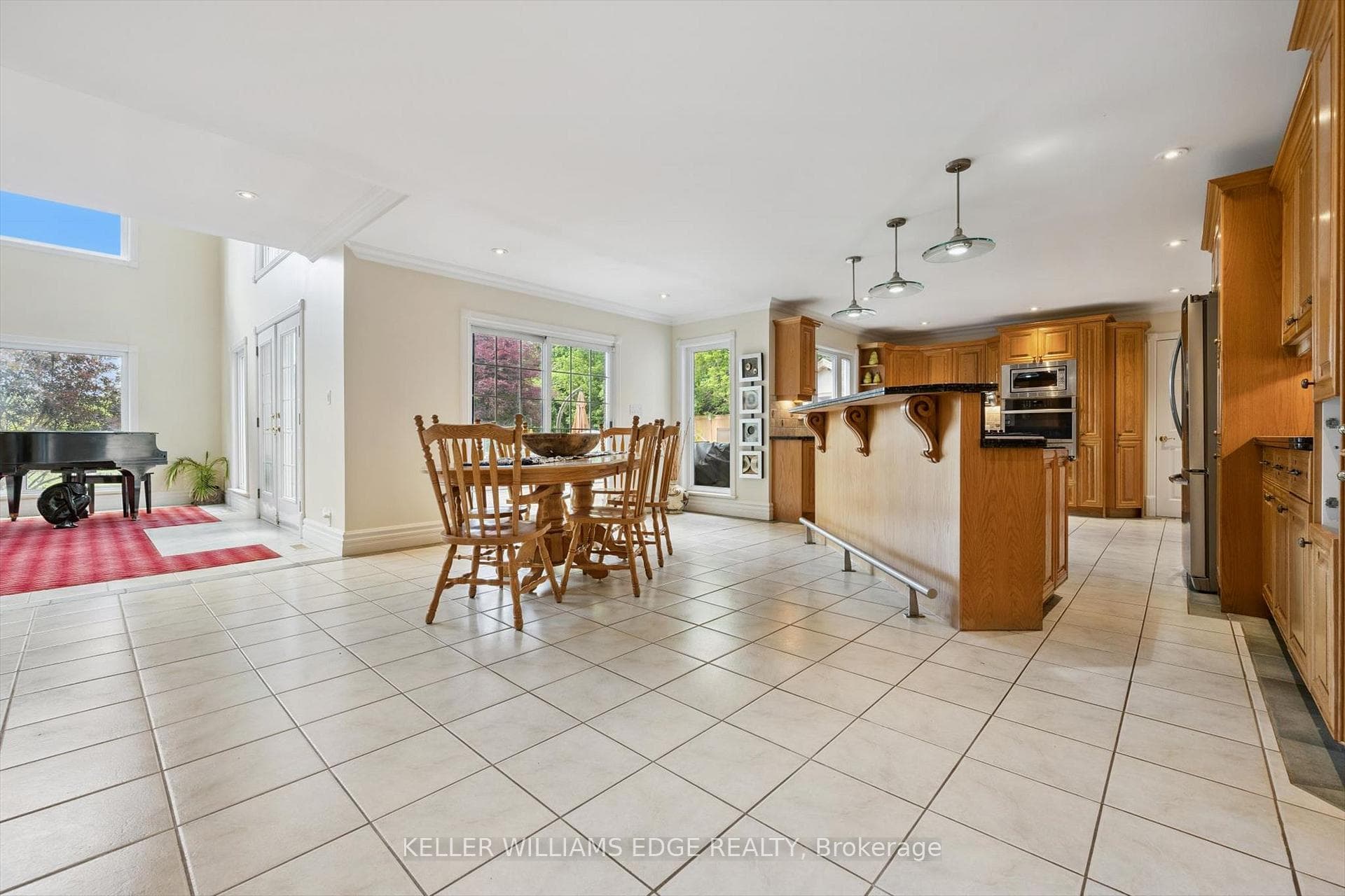 57 Kennedy Road photo 11
