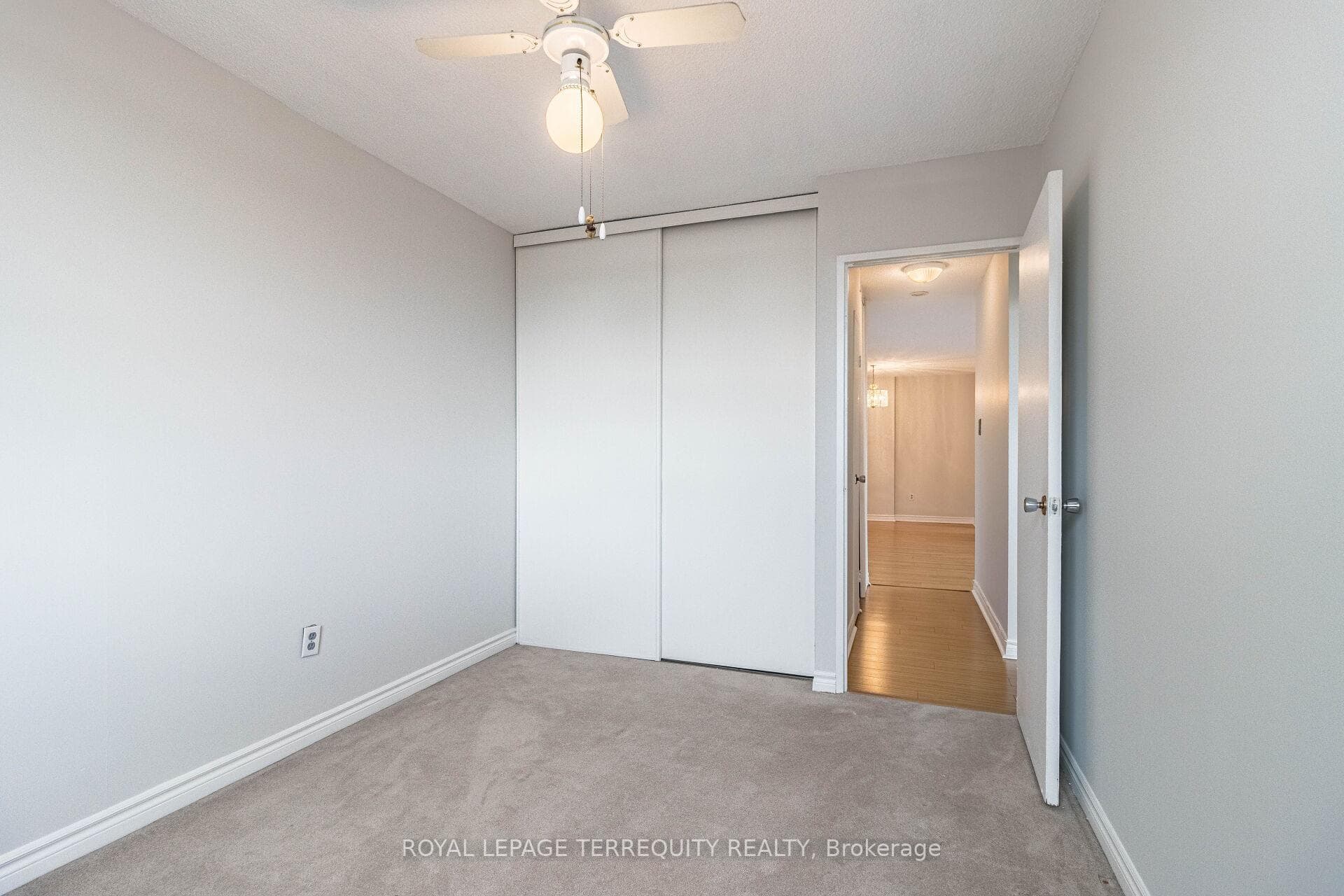 1625 Bloor Street Unit 823 photo 27