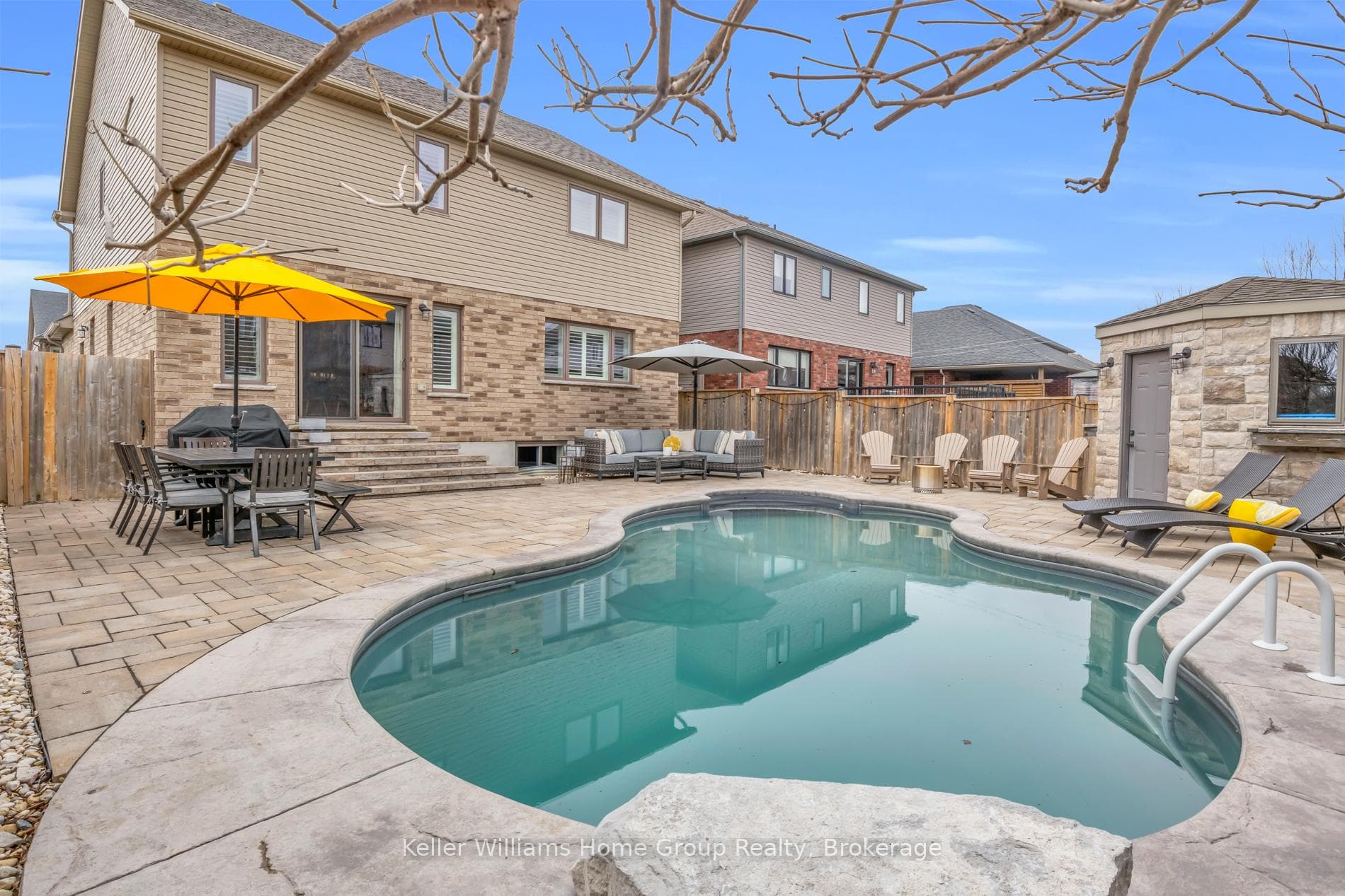 87 McGowan Street photo 43