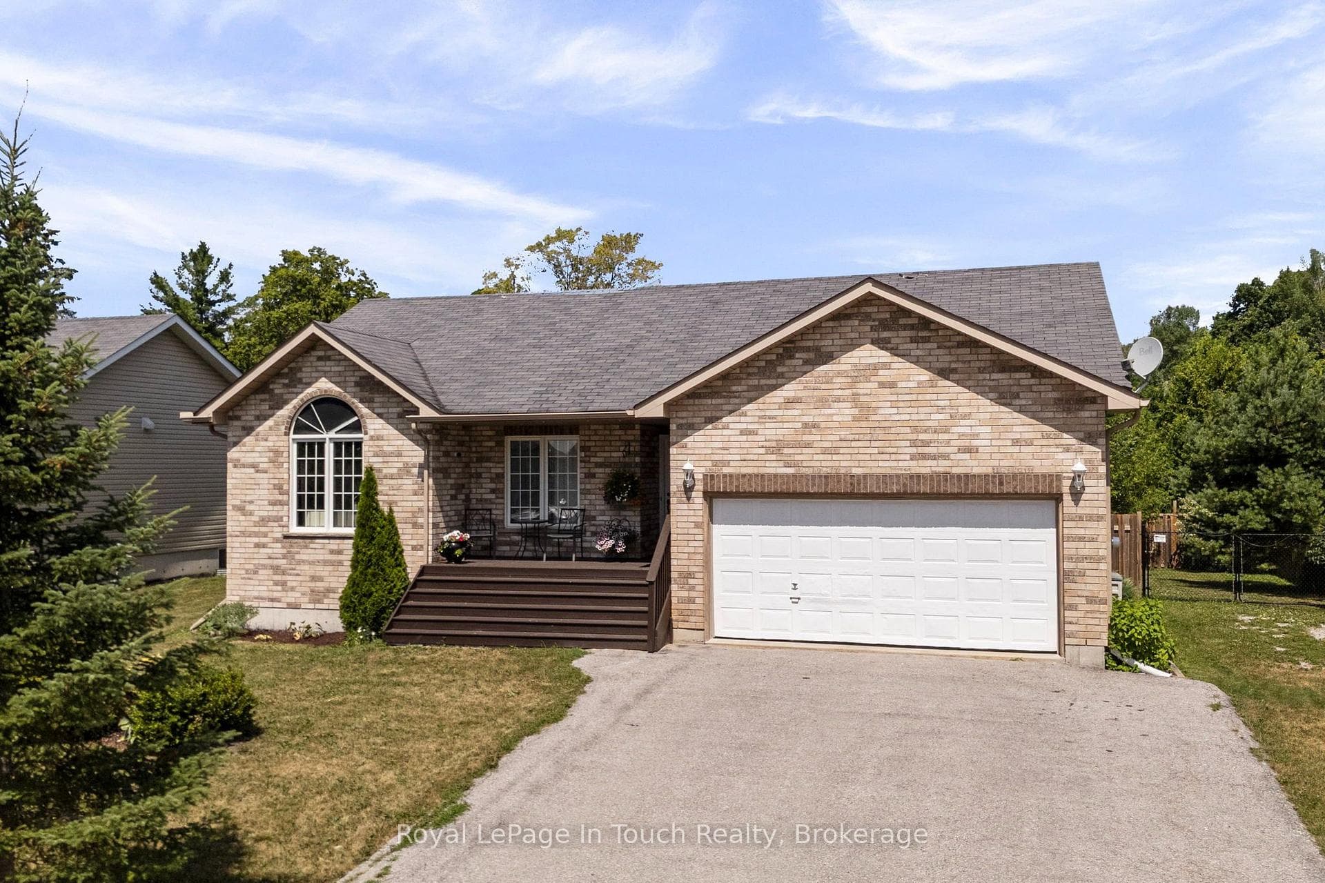 66 Donlands Court photo 38