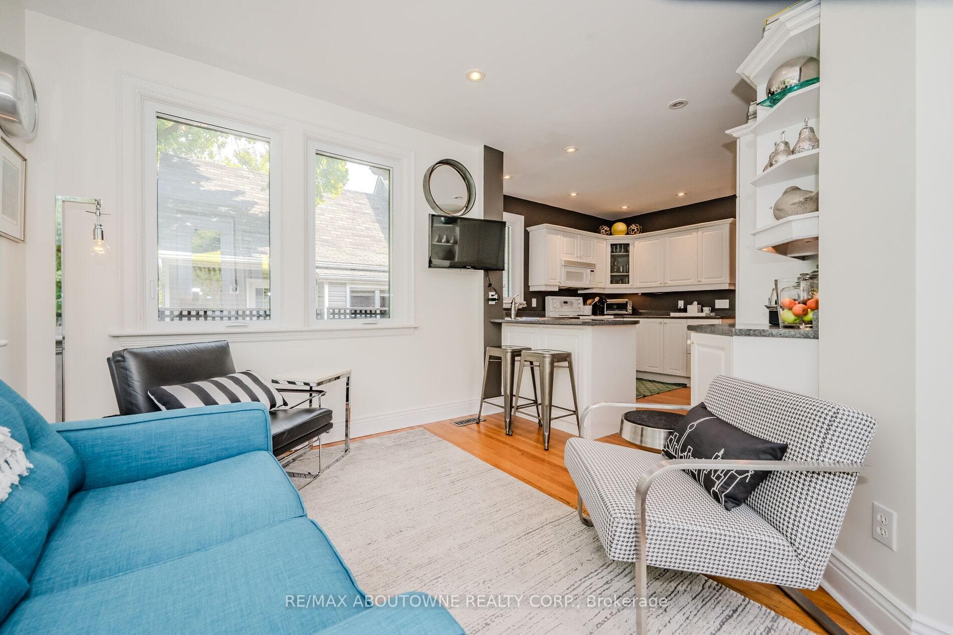 36 Hyde Park Avenue photo 20