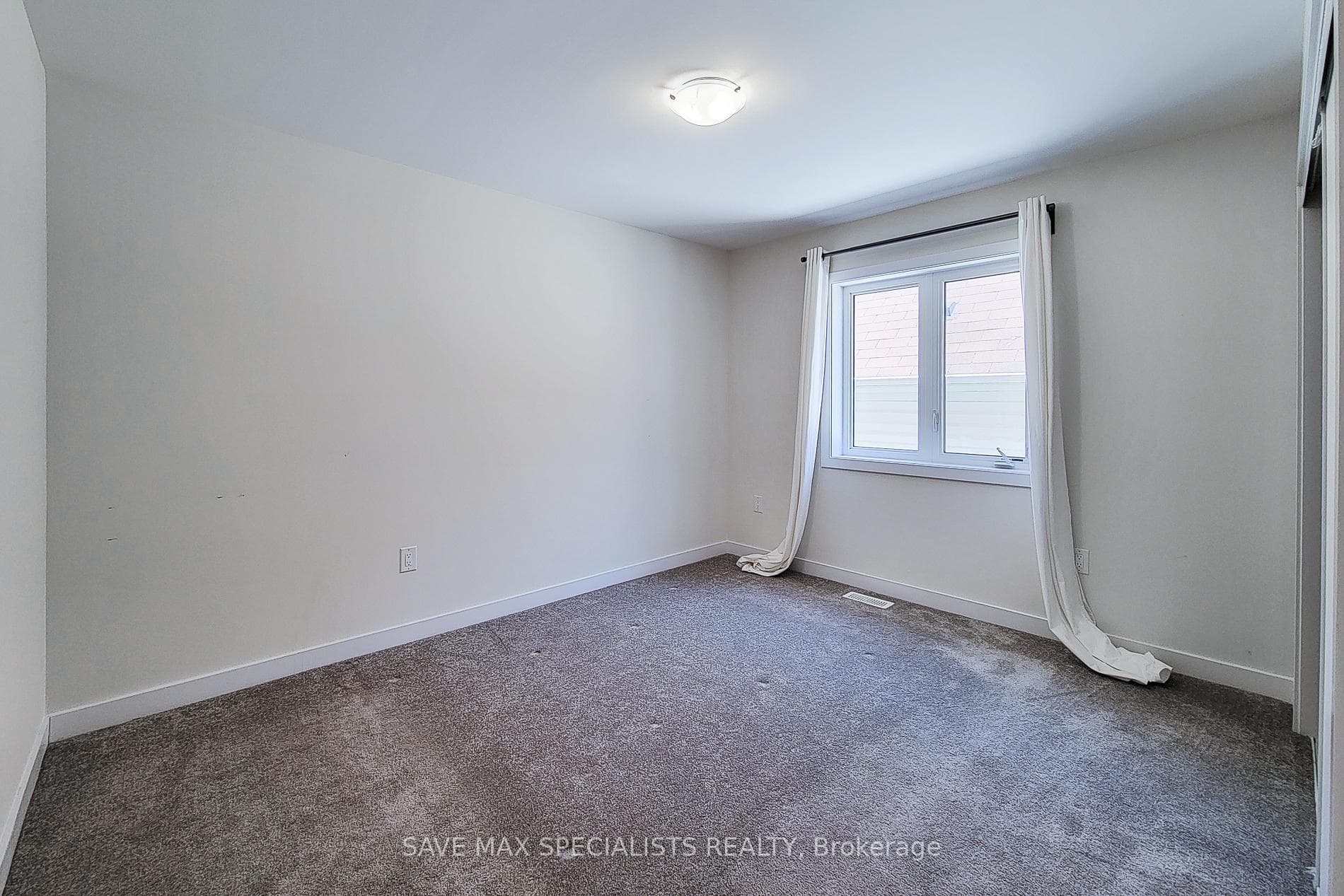 16 Beatty Avenue photo 42