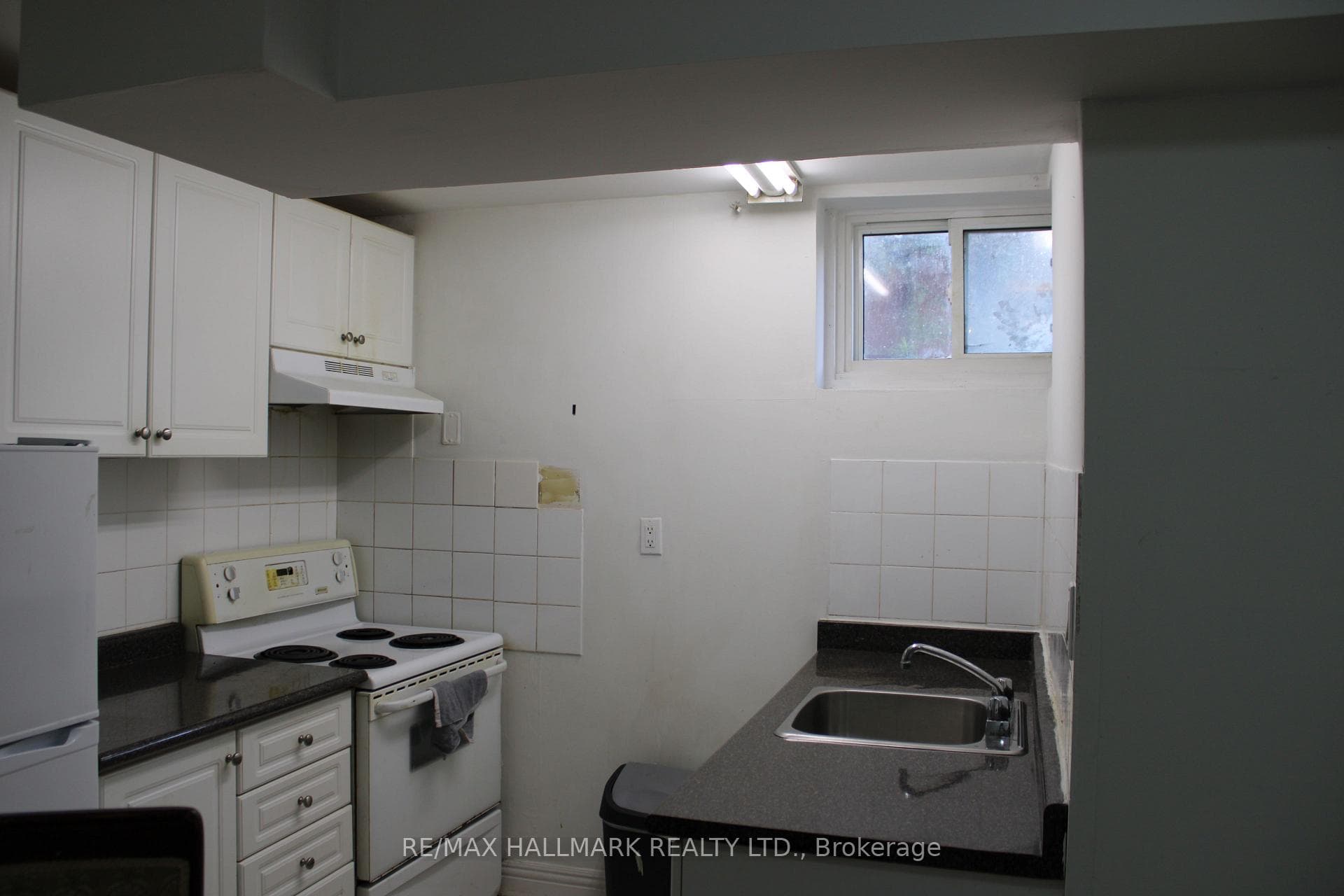 86 Golfhaven Drive Unit 2 photo 9