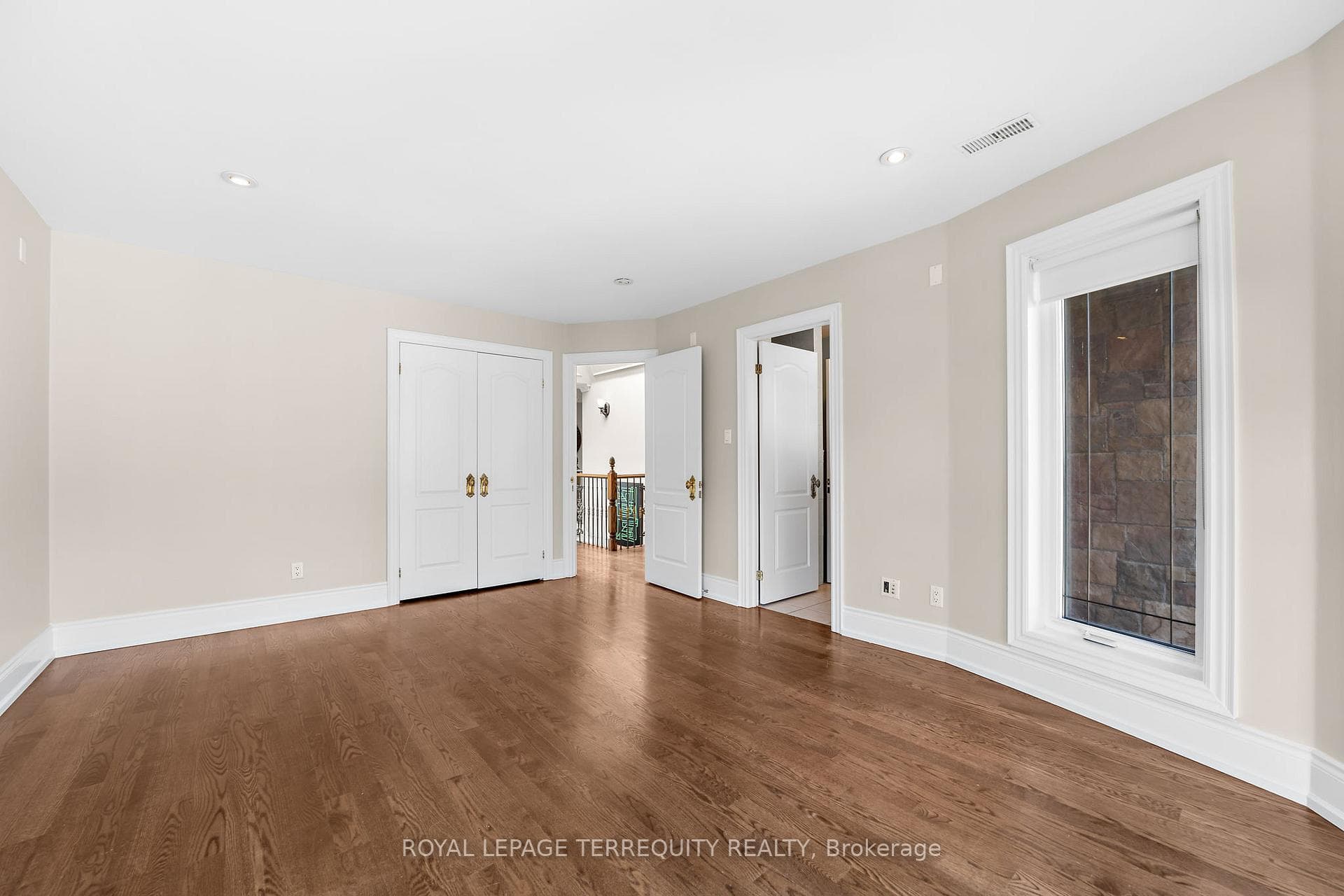 49 Four Oaks Gate photo 21