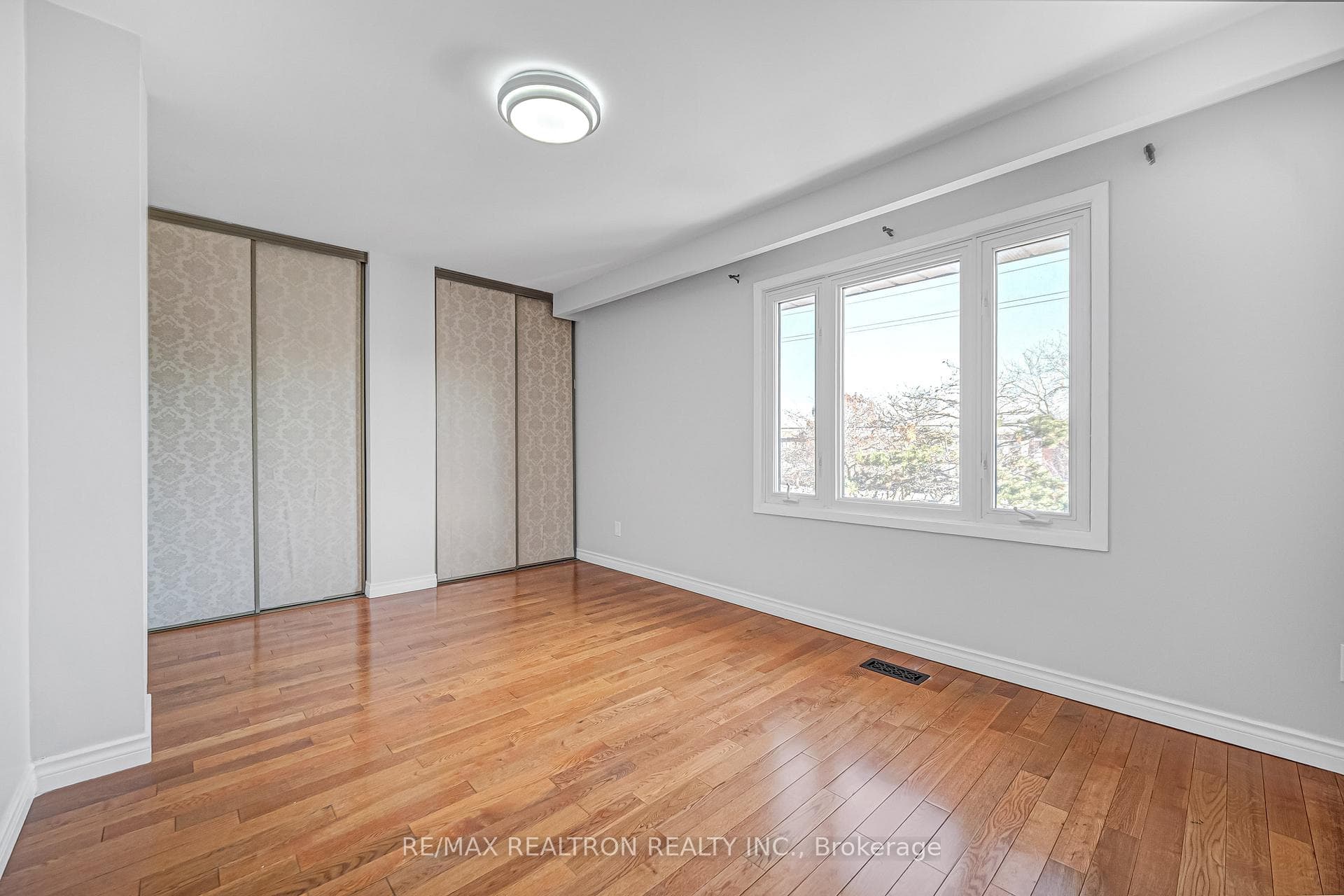 2606 Midland Avenue Unit 3B photo 22