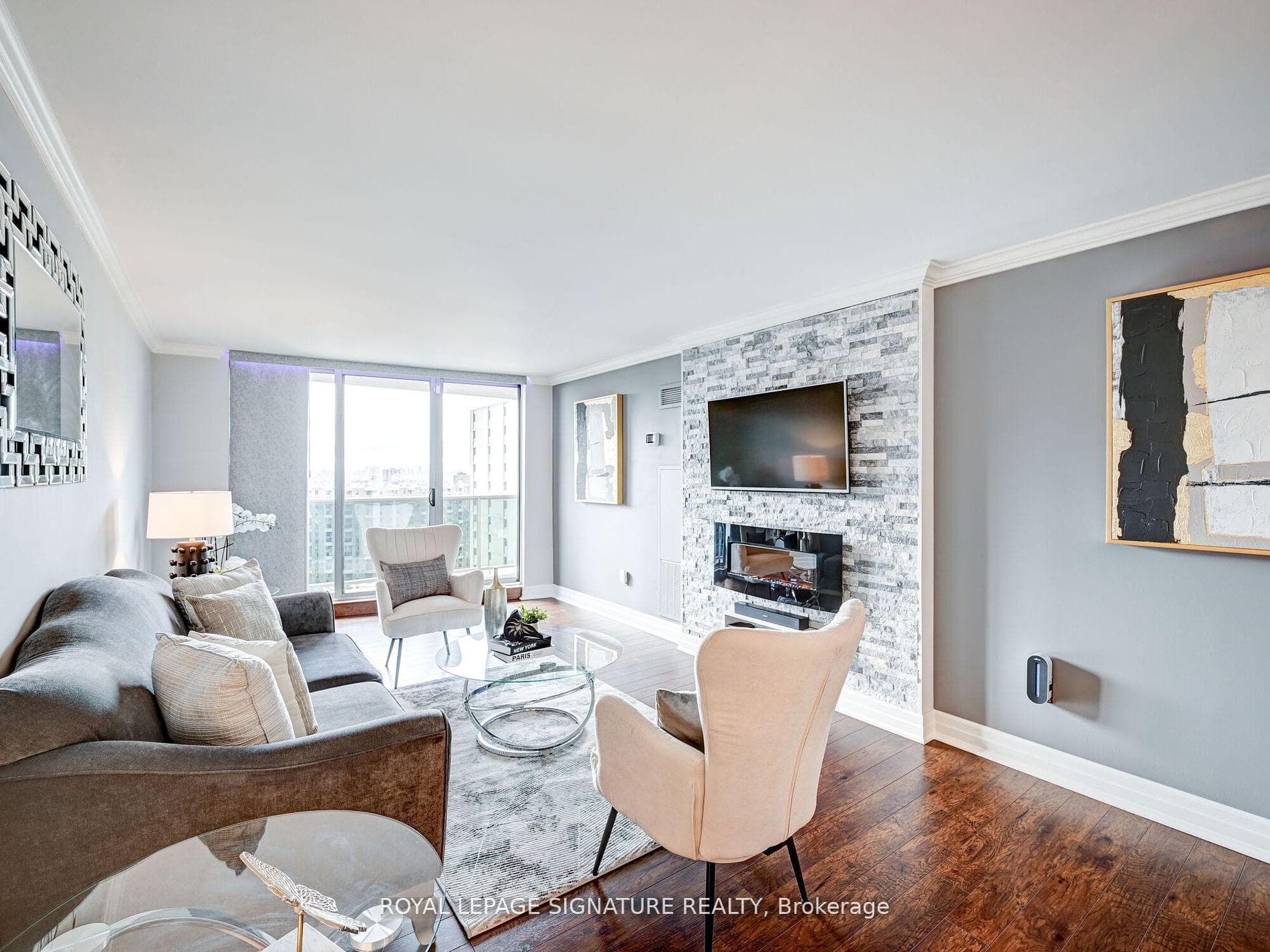 812 Burnhamthorpe Road Unit 2010 photo 10
