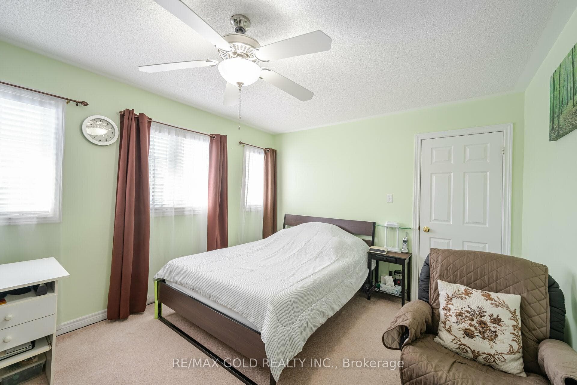 9 Tan Lane photo 14