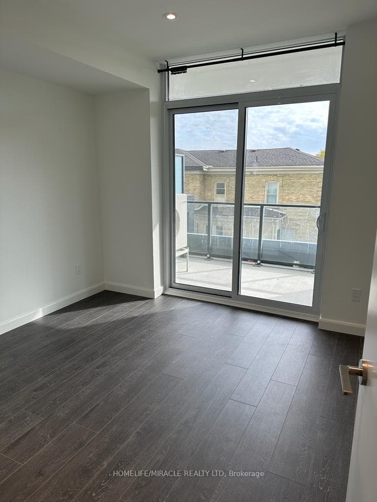741 King Street Unit 308 photo 7