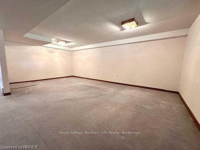 624 LAKESHORE Drive Unit 12 photo 18