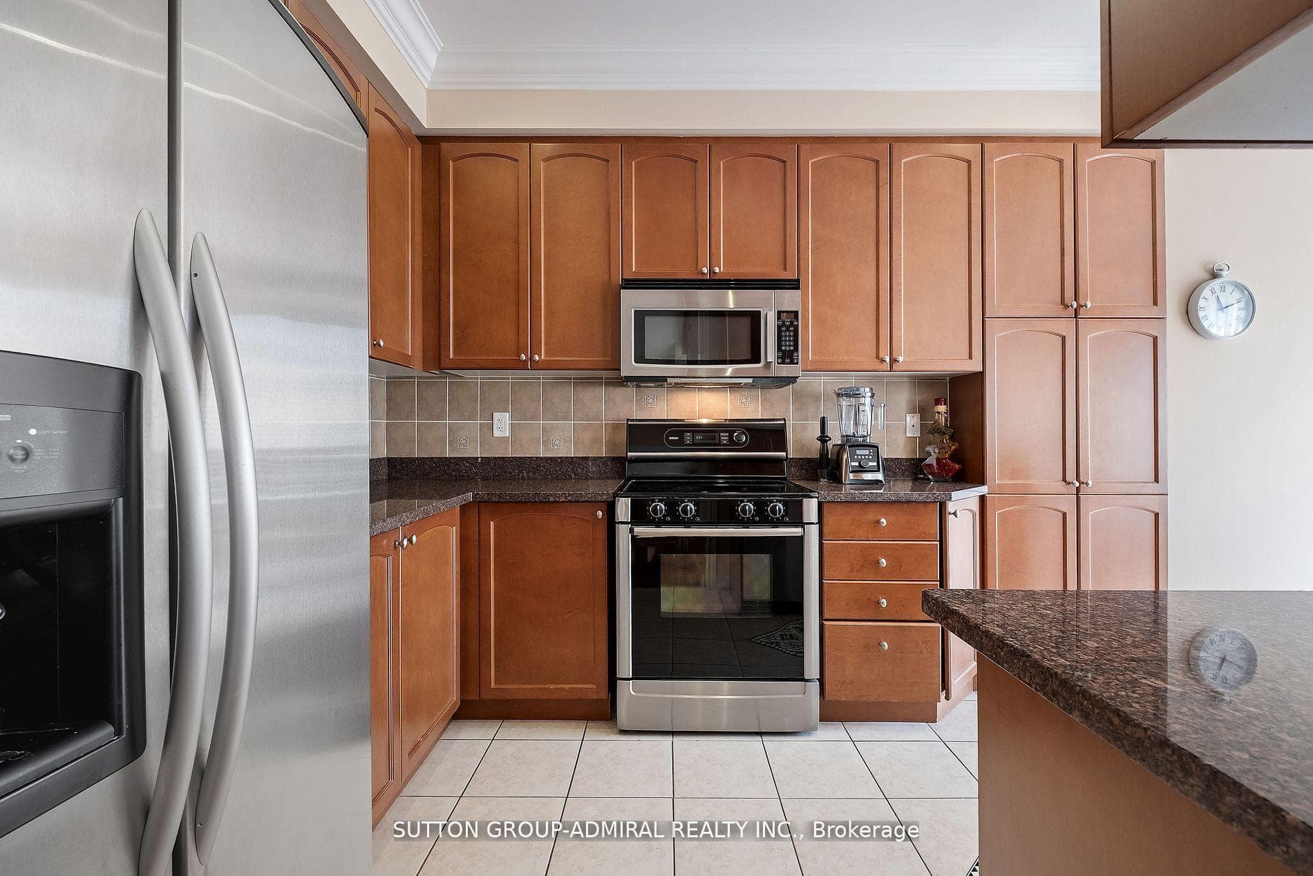 11 Thistle Avenue photo 5