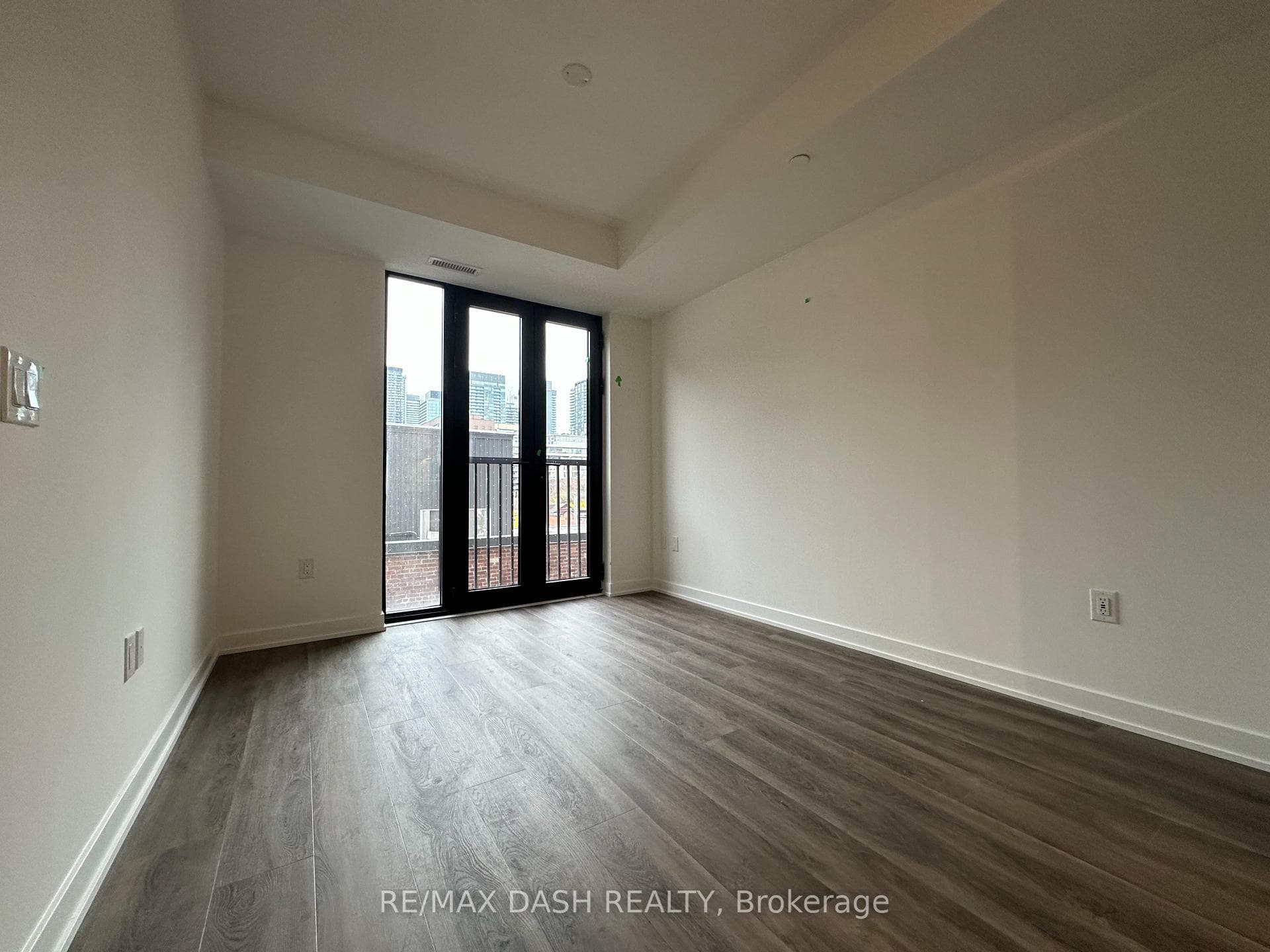 123 PORTLAND ST Street Unit 406 photo 12